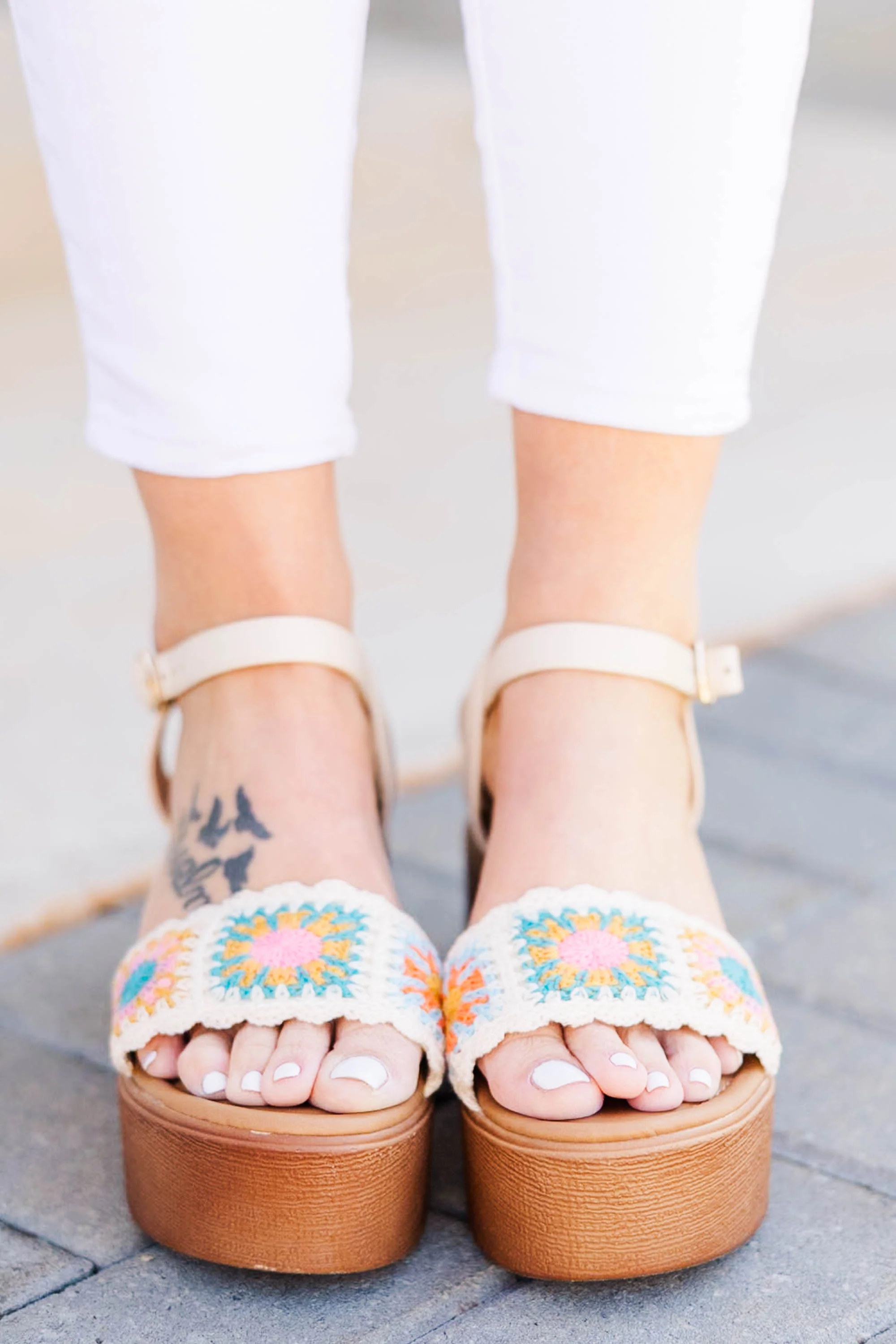 Crochet Away Wedges, Beige - Giverhouse