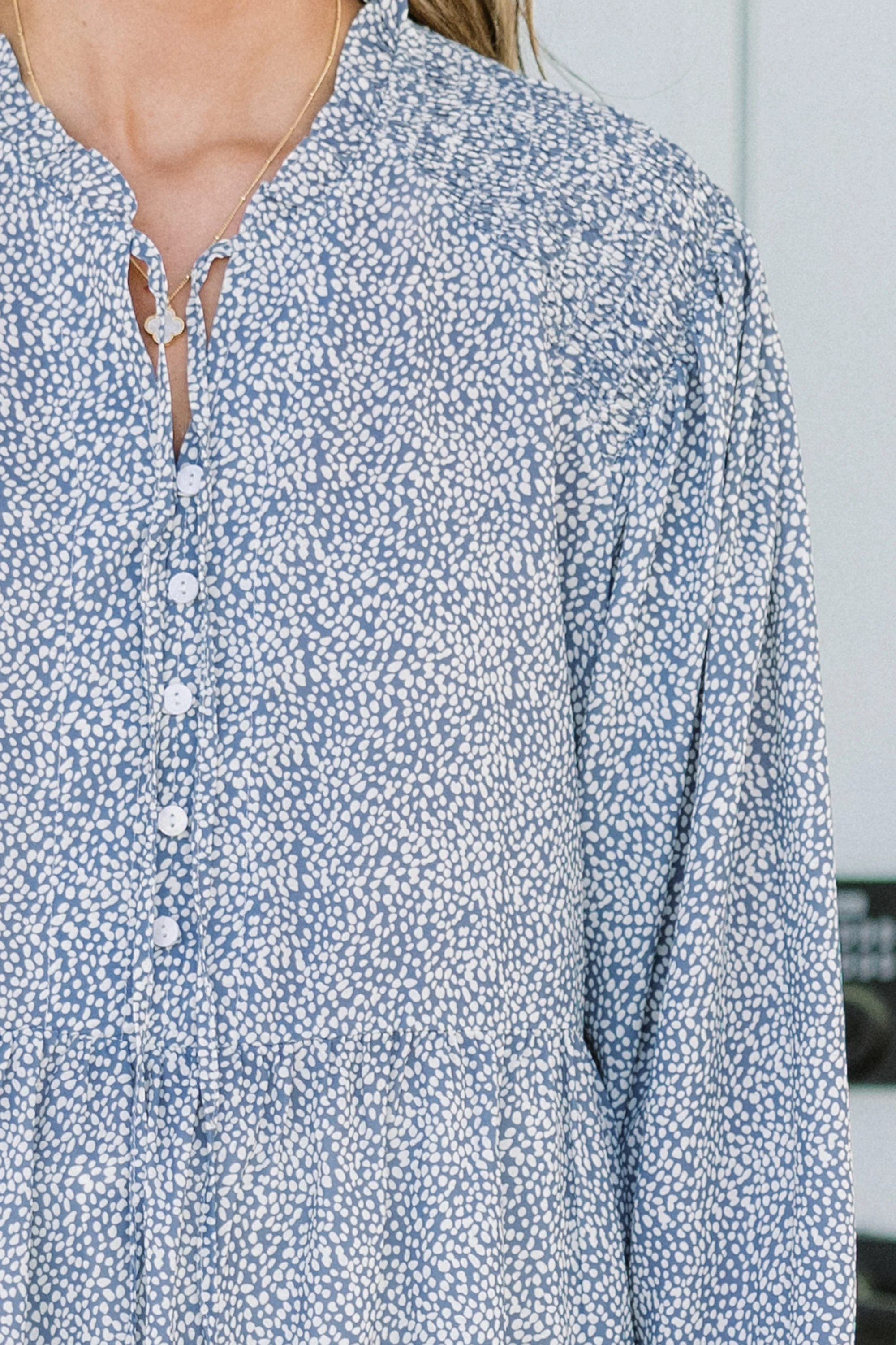 World Hear Me Roar Top, Blue - Giverhouse