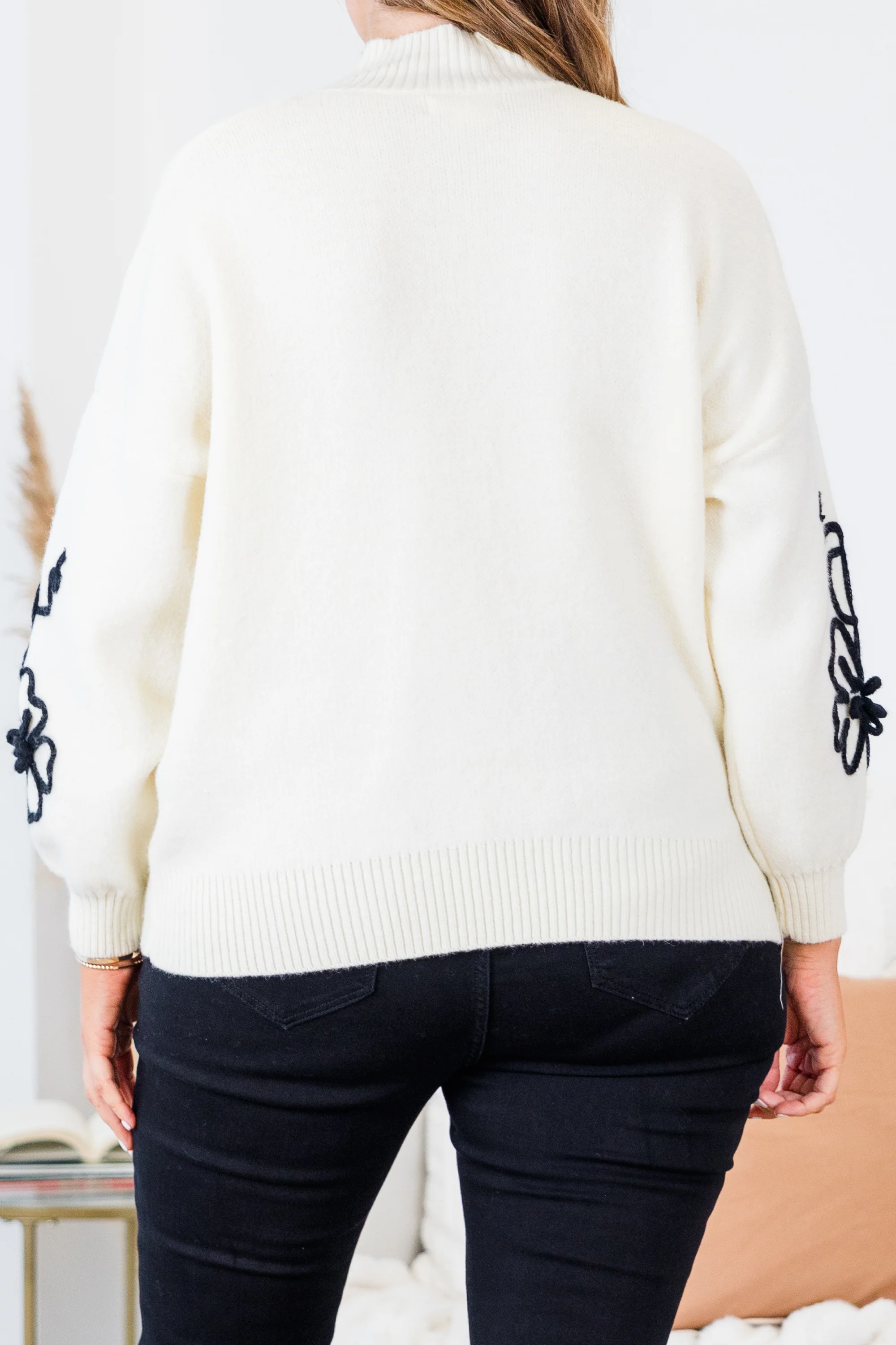 Flowering After Frost Sweater, Cream - Giverhouse