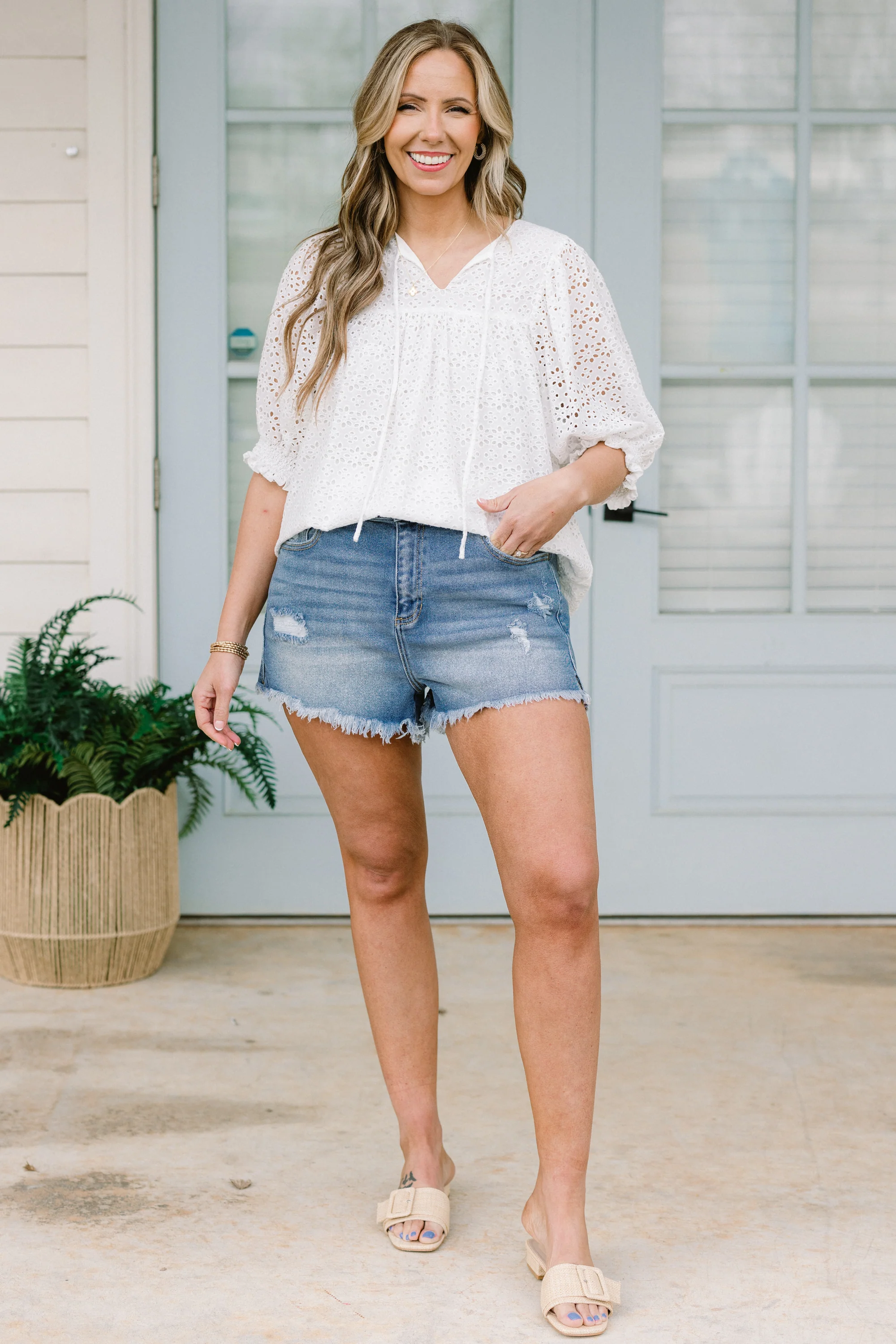 Take Control Shorts, Medium Wash - Giverhouse