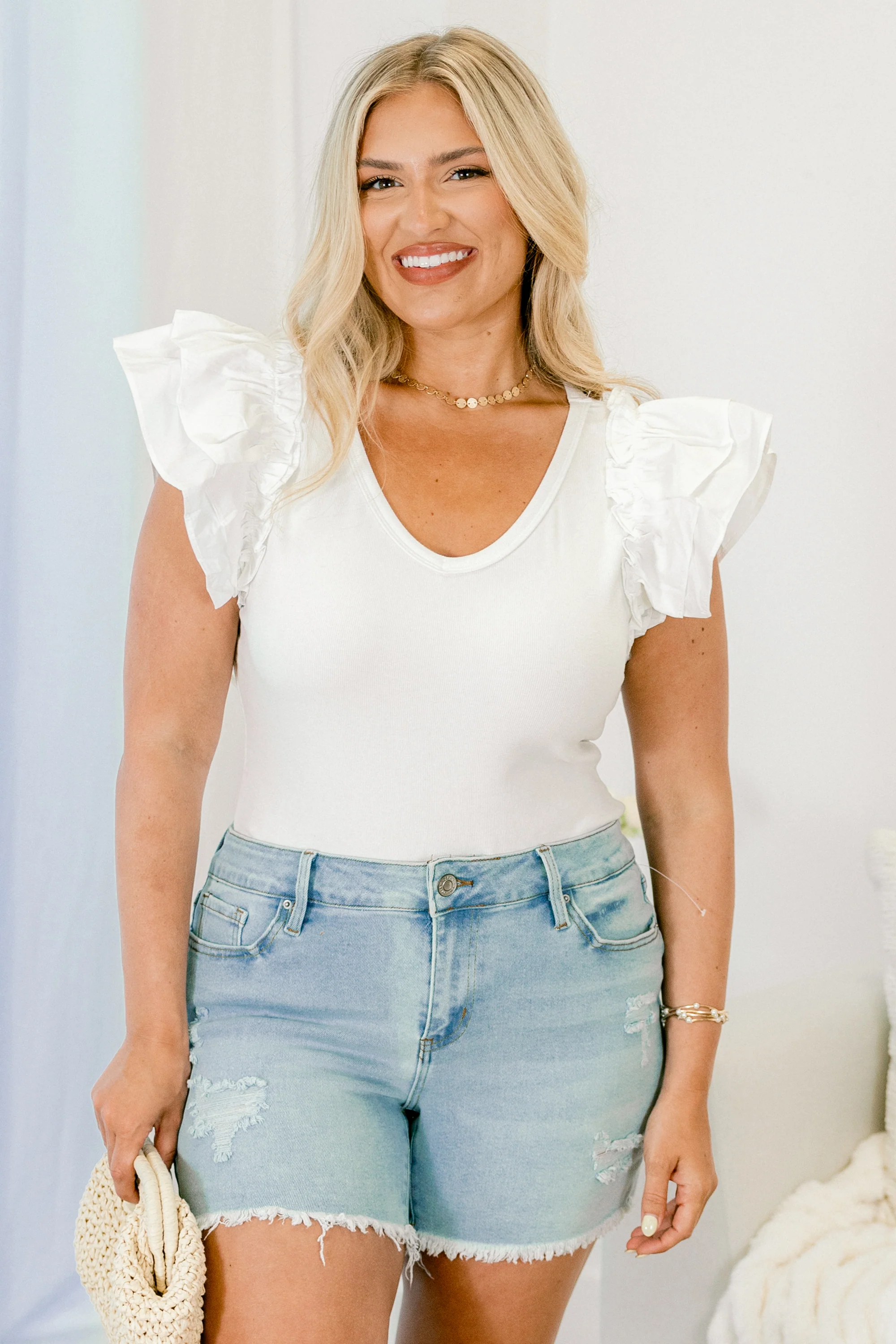 Show Off Shorts, Light Wash - Giverhouse