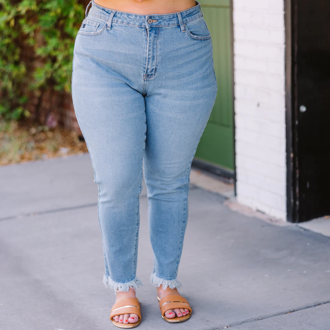 Hotel Lobby Jeans, Light Wash - Giverhouse