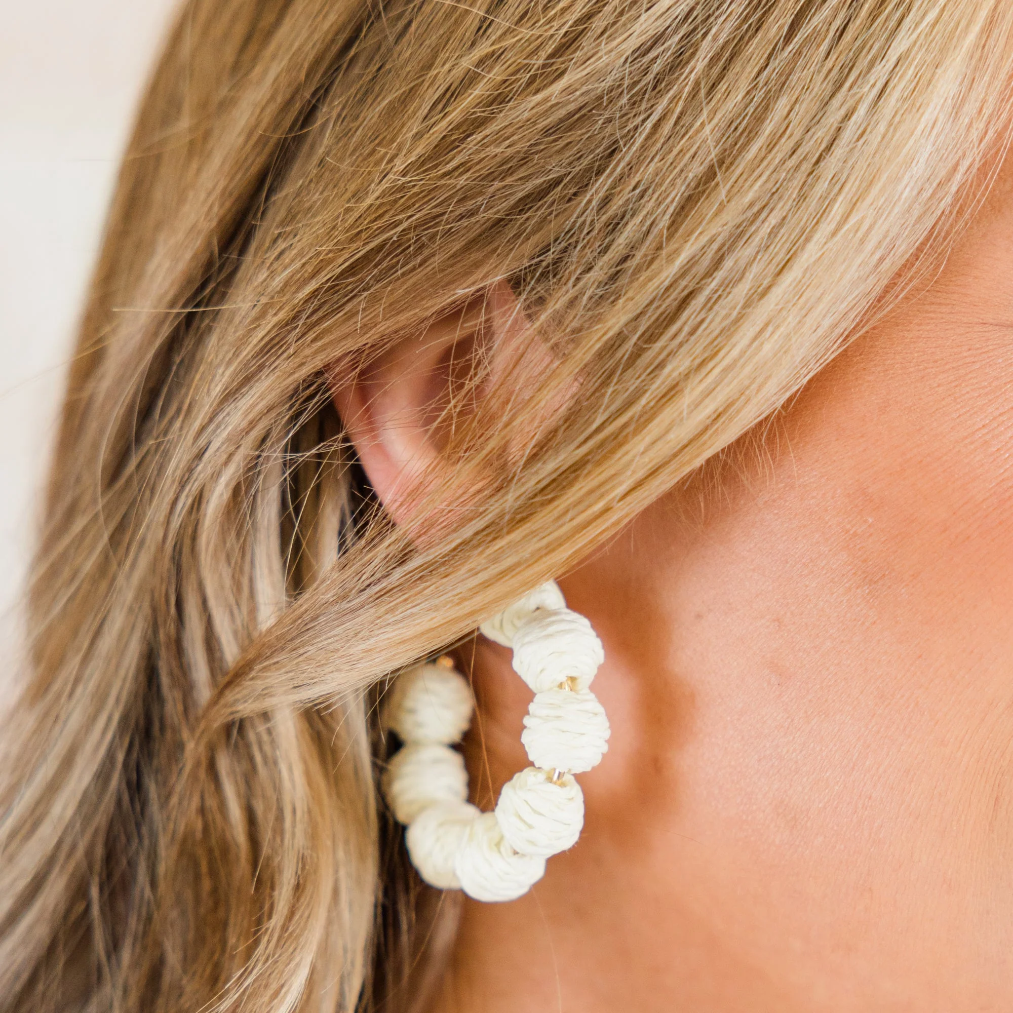Home In The Tropics Earrings, Ivory - Giverhouse