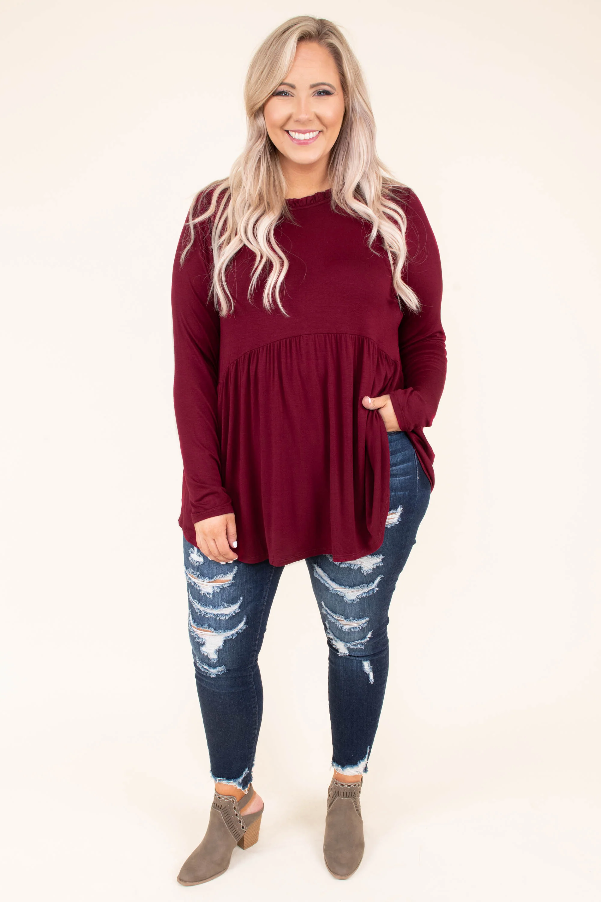 Symbol Of Status Skinny Jeans, Dark Wash - Giverhouse