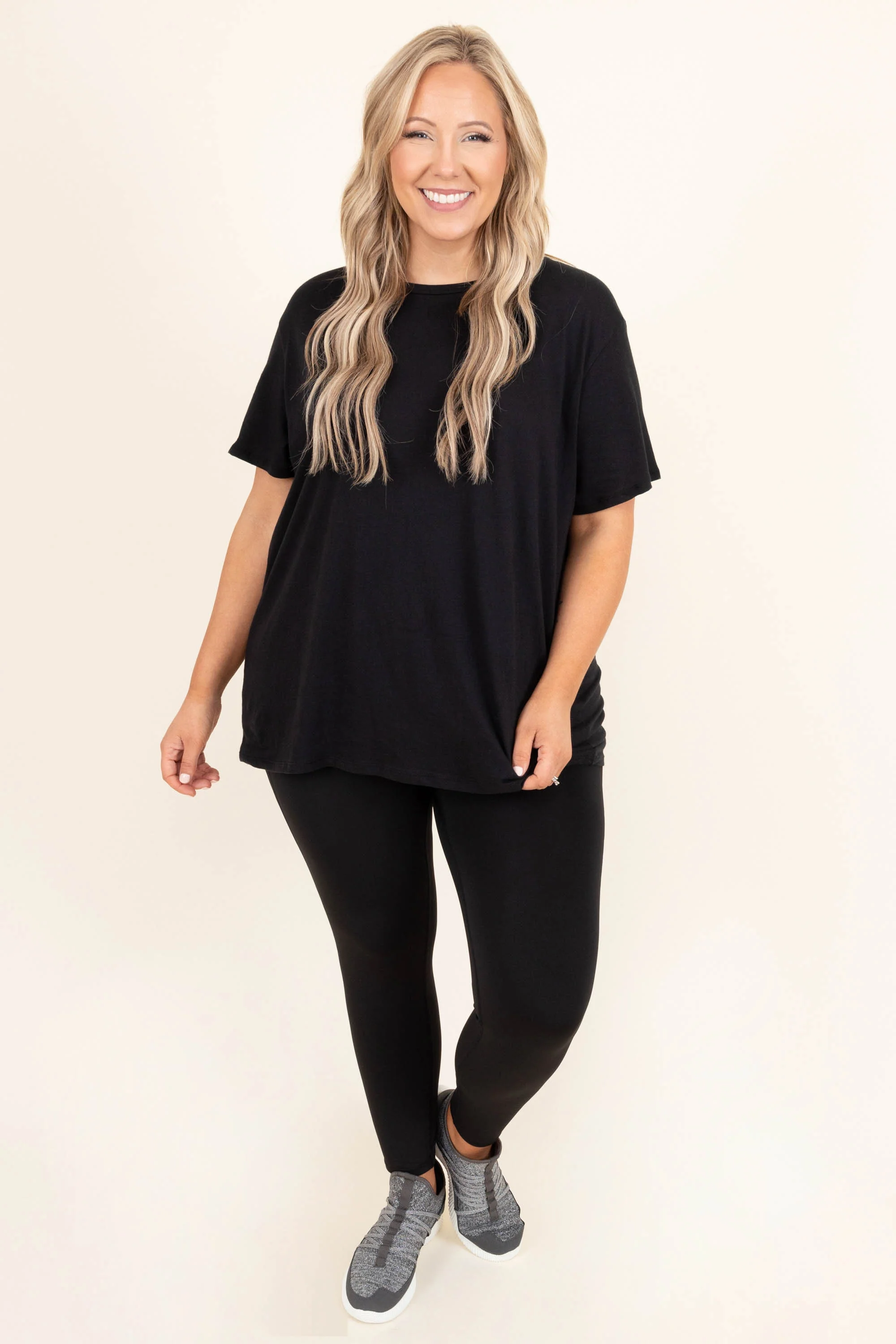 String Of Luck Tee, Black - Giverhouse