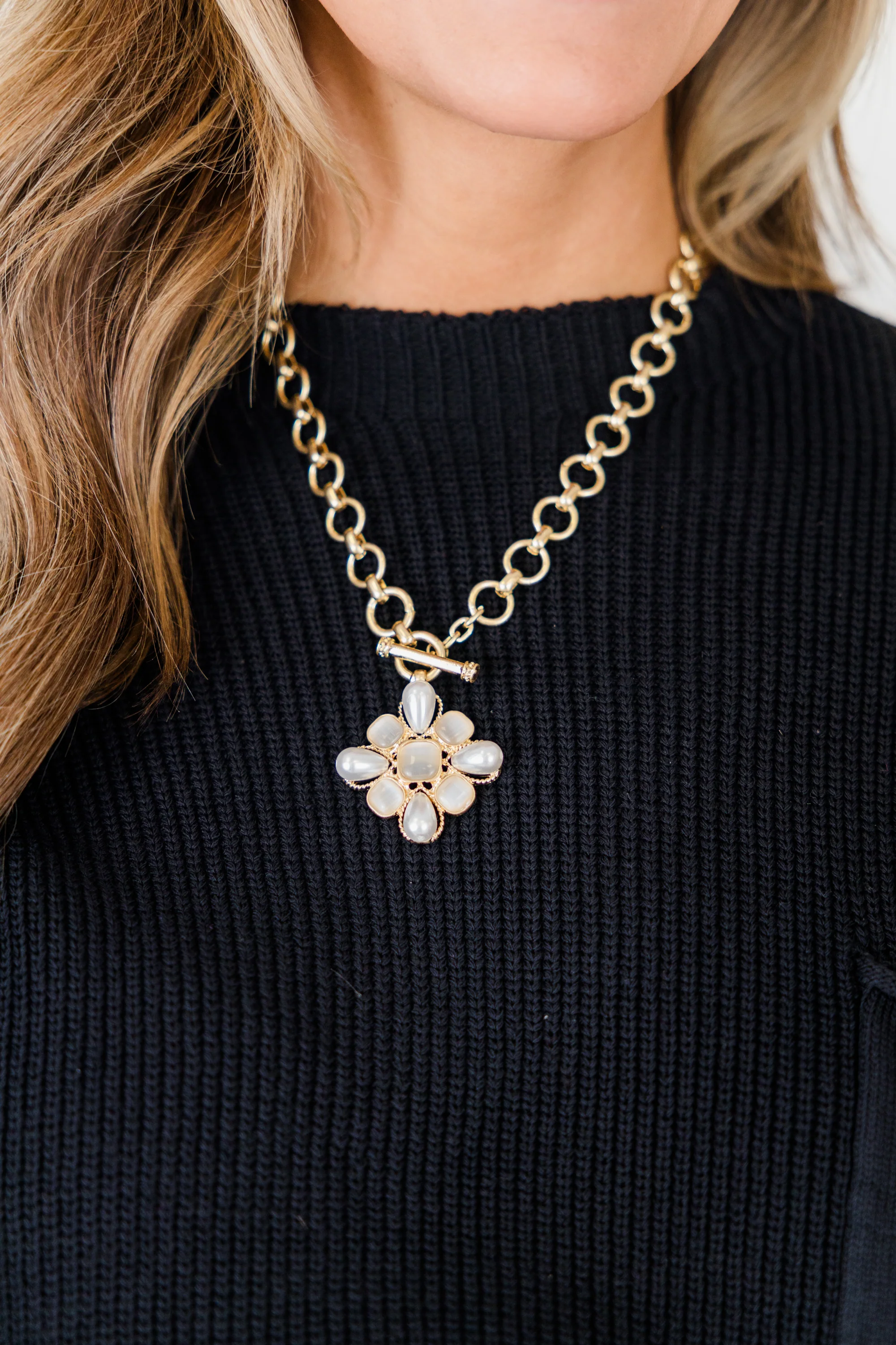 Call Back Vintage Necklace, Gold - Giverhouse