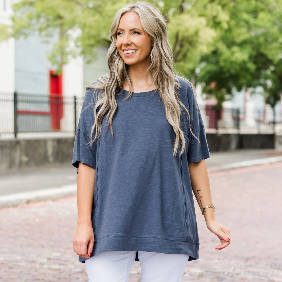 Always On the Go Top, Navy - Giverhouse