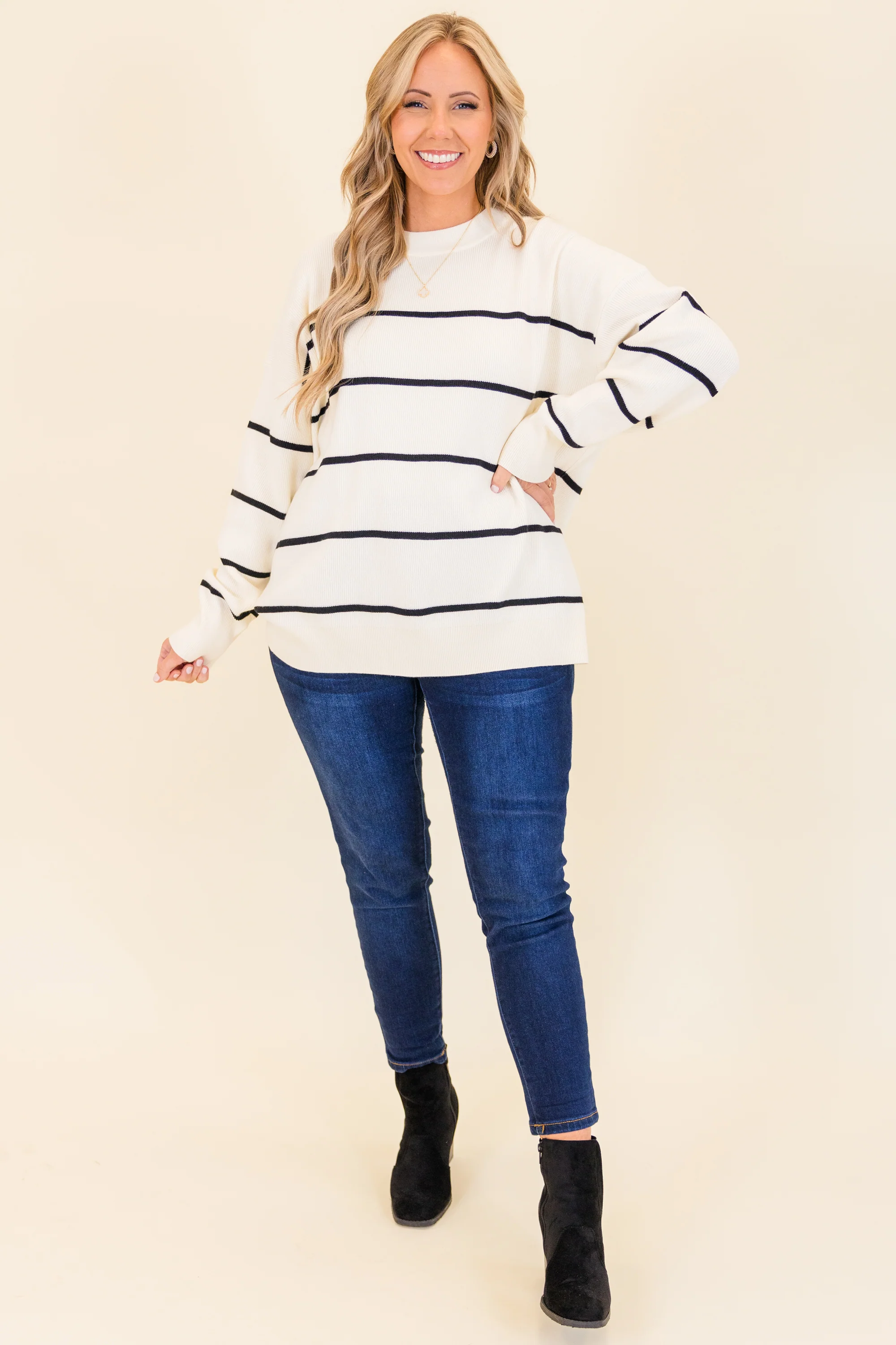 Lux Stripe Sweater, White - Giverhouse