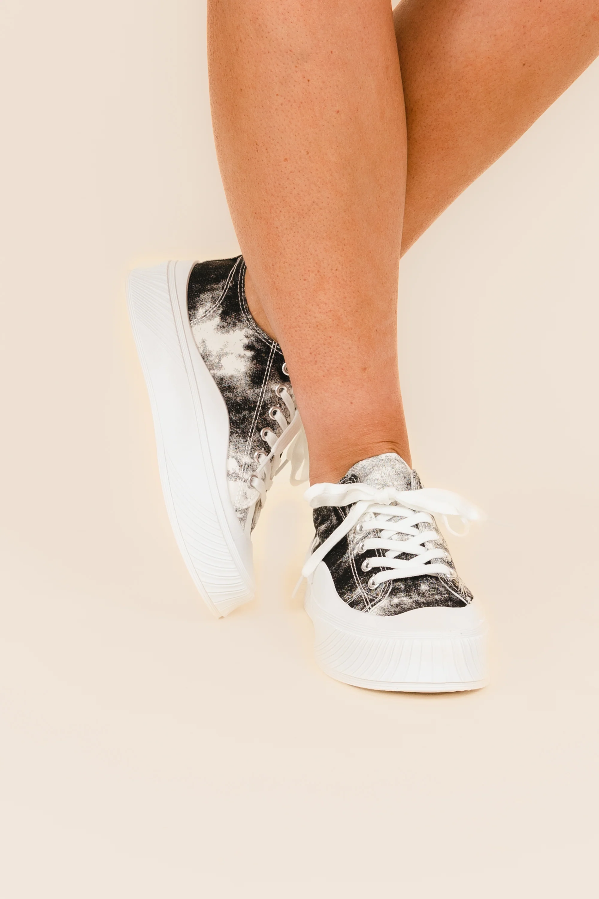 Stepping Into The Scene Sneakers, Black - Giverhouse