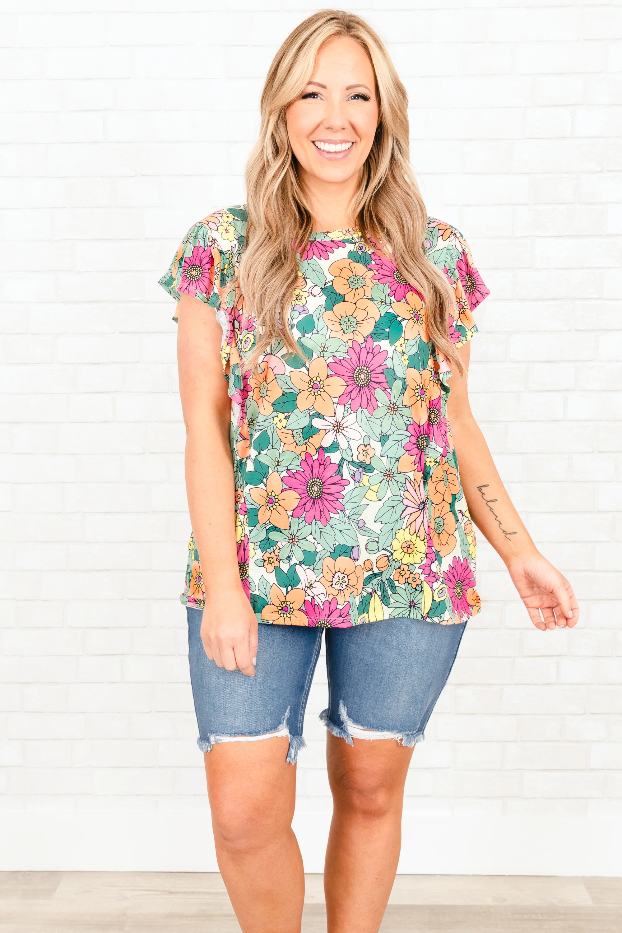 Always Adoring You Shorts, Light Wash - Giverhouse