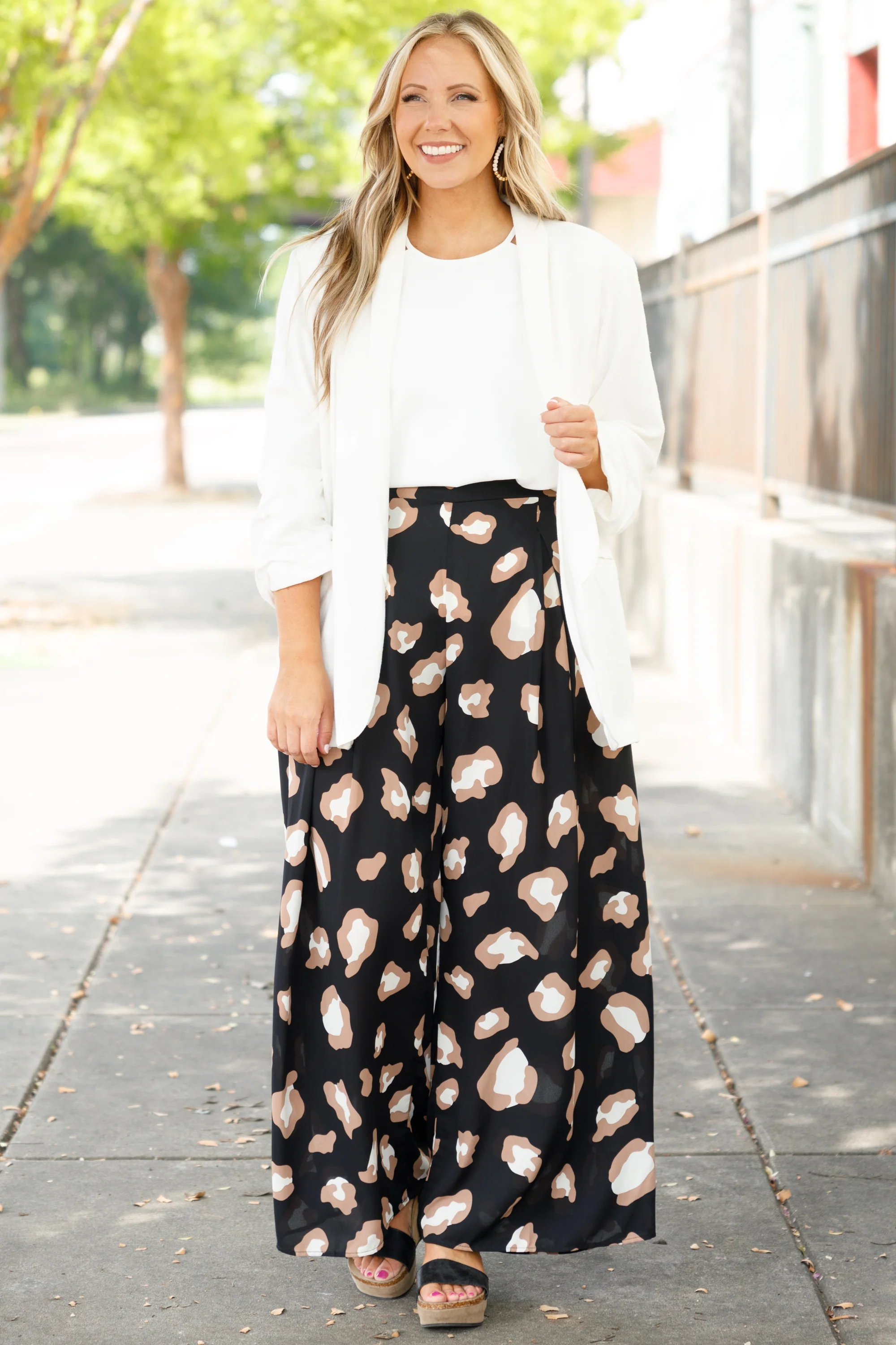 Catch Me At The Chateau Tank, Ivory - Giverhouse