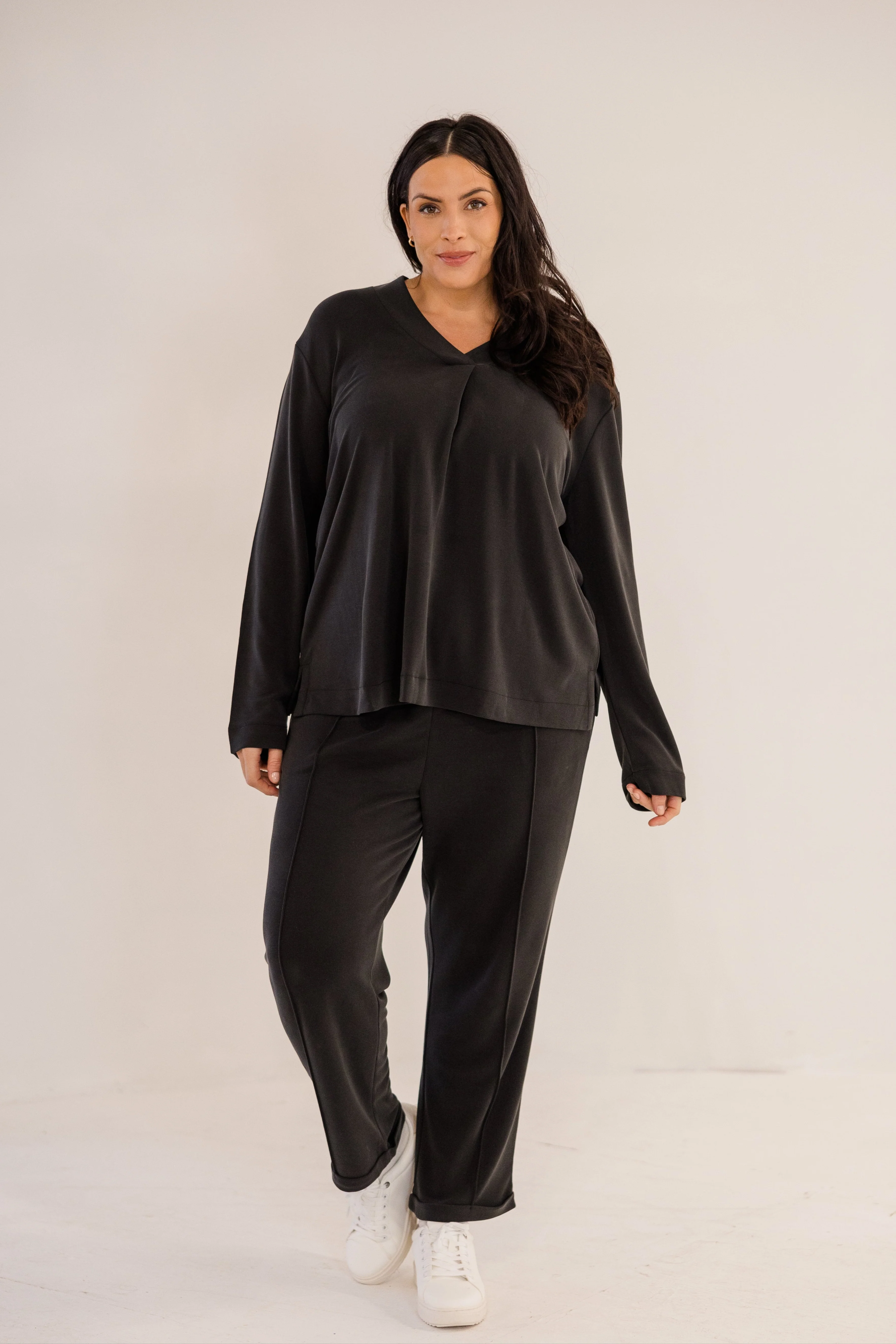 Bowery Wide V-Neck Tunic, Black - Giverhouse