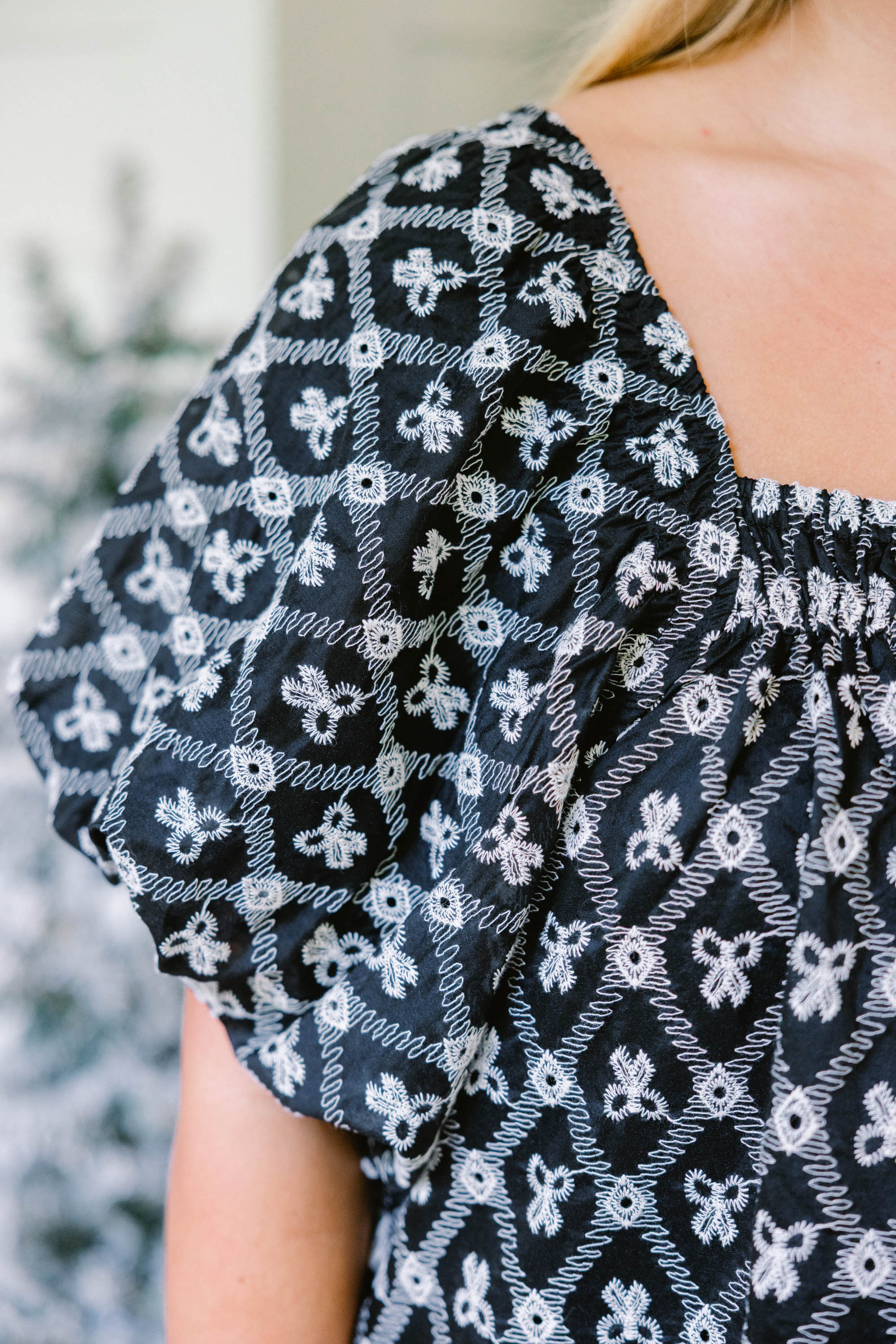 Cozy Love Top, Black Lace Bow - Giverhouse