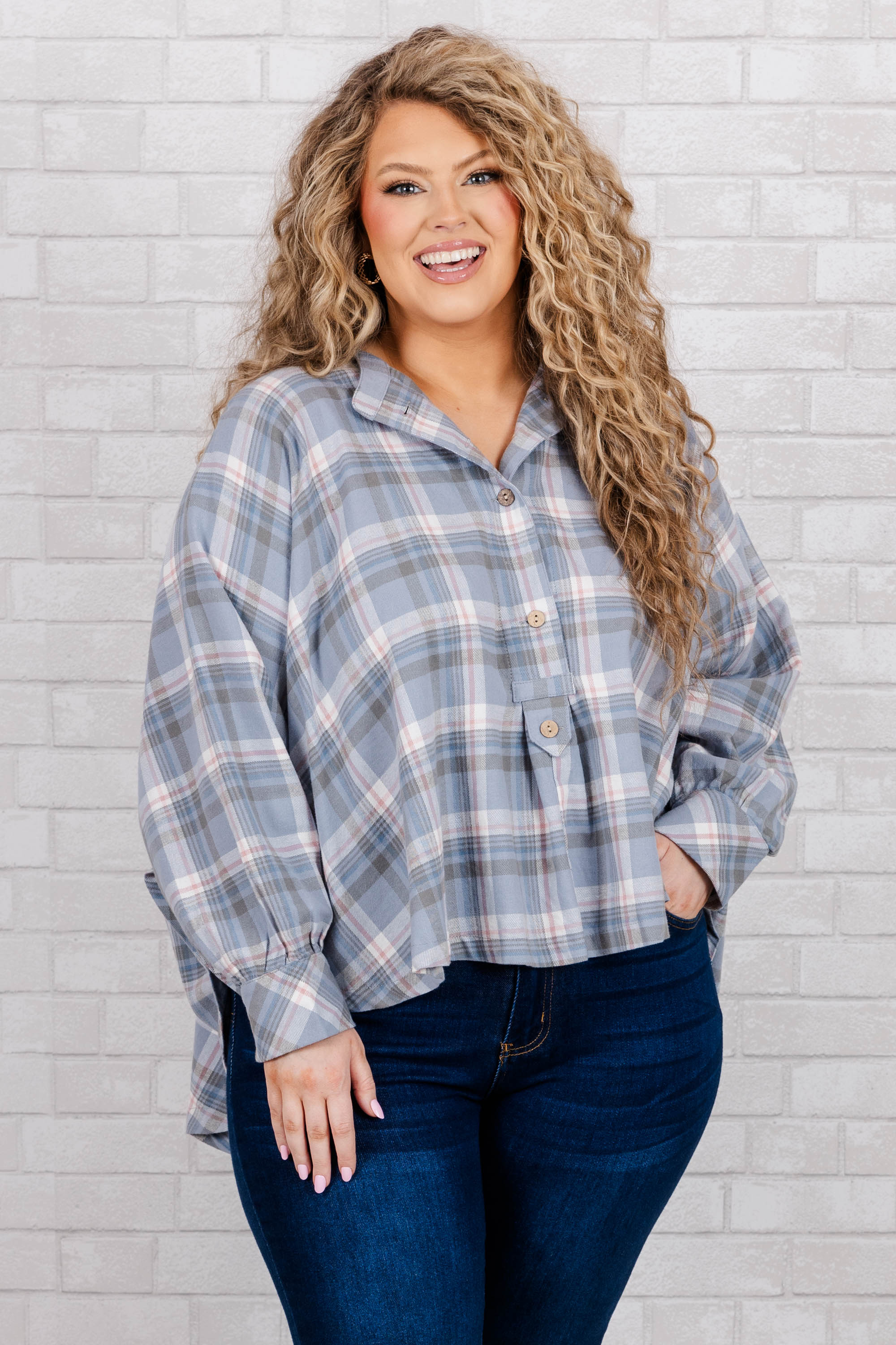 I Feel The Earth Move Top, Blue-Grey - Giverhouse