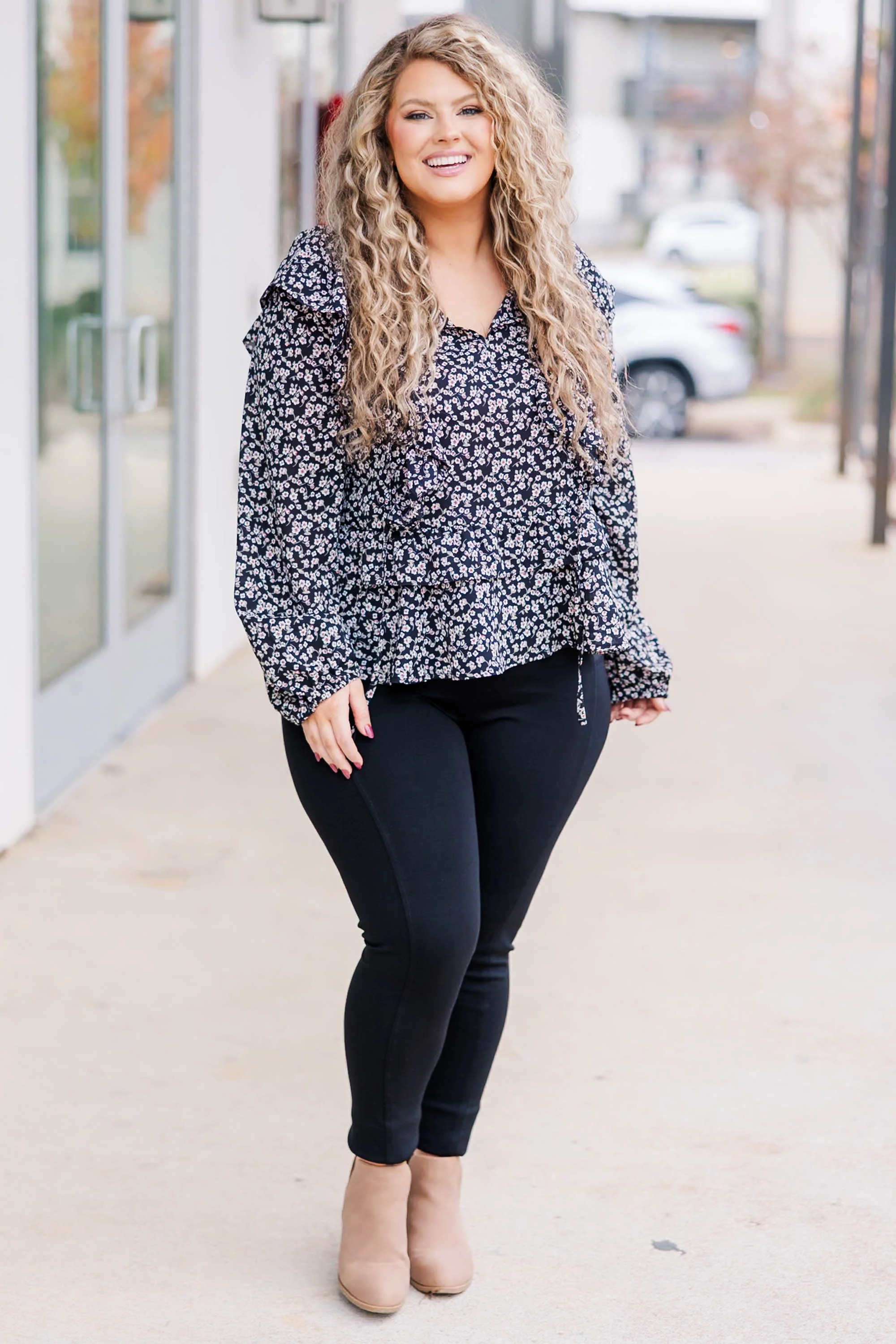 Welcome To My Place Top, Black - Giverhouse