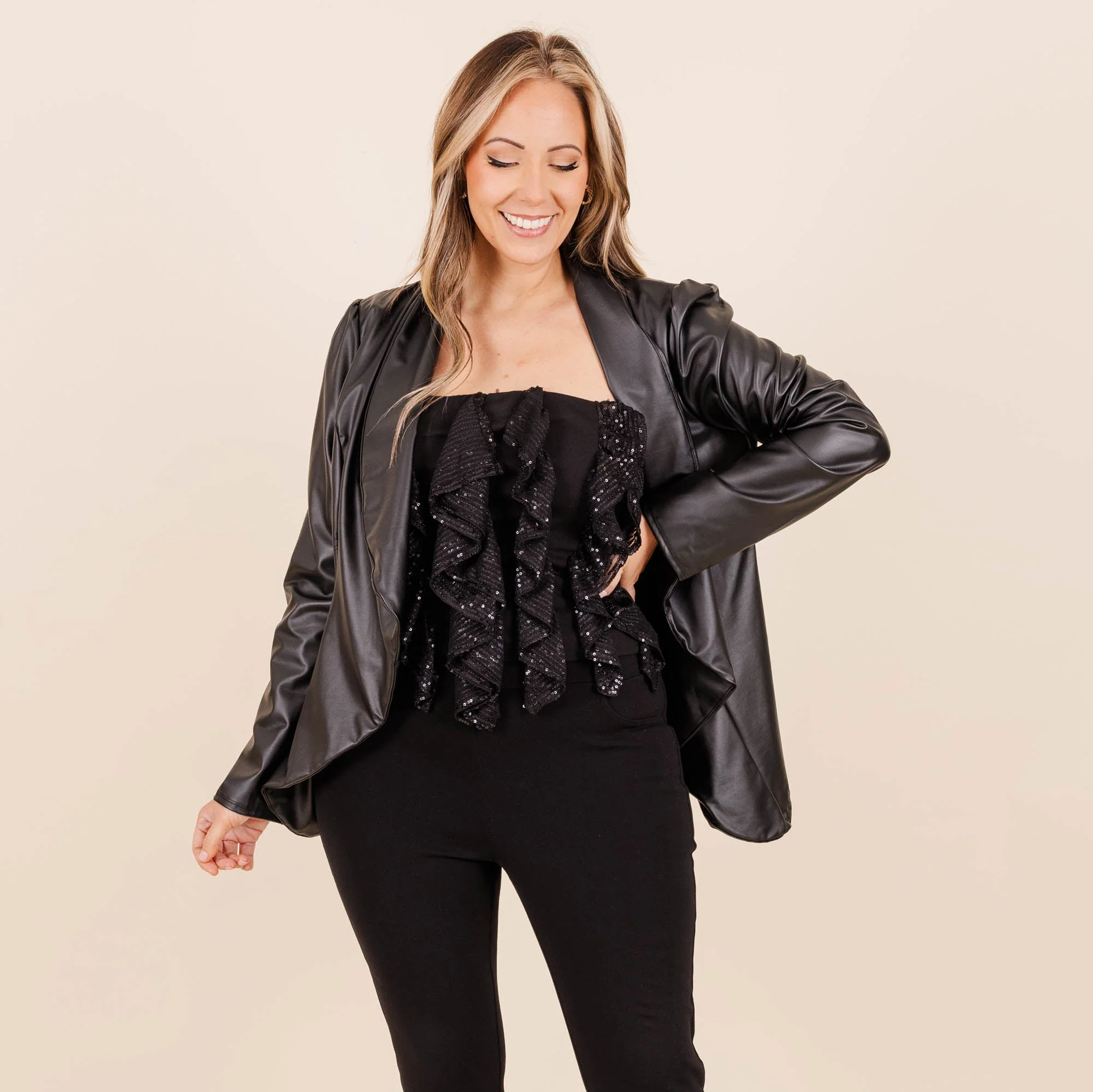 Glittering Glamour Crop Top, Black - Giverhouse