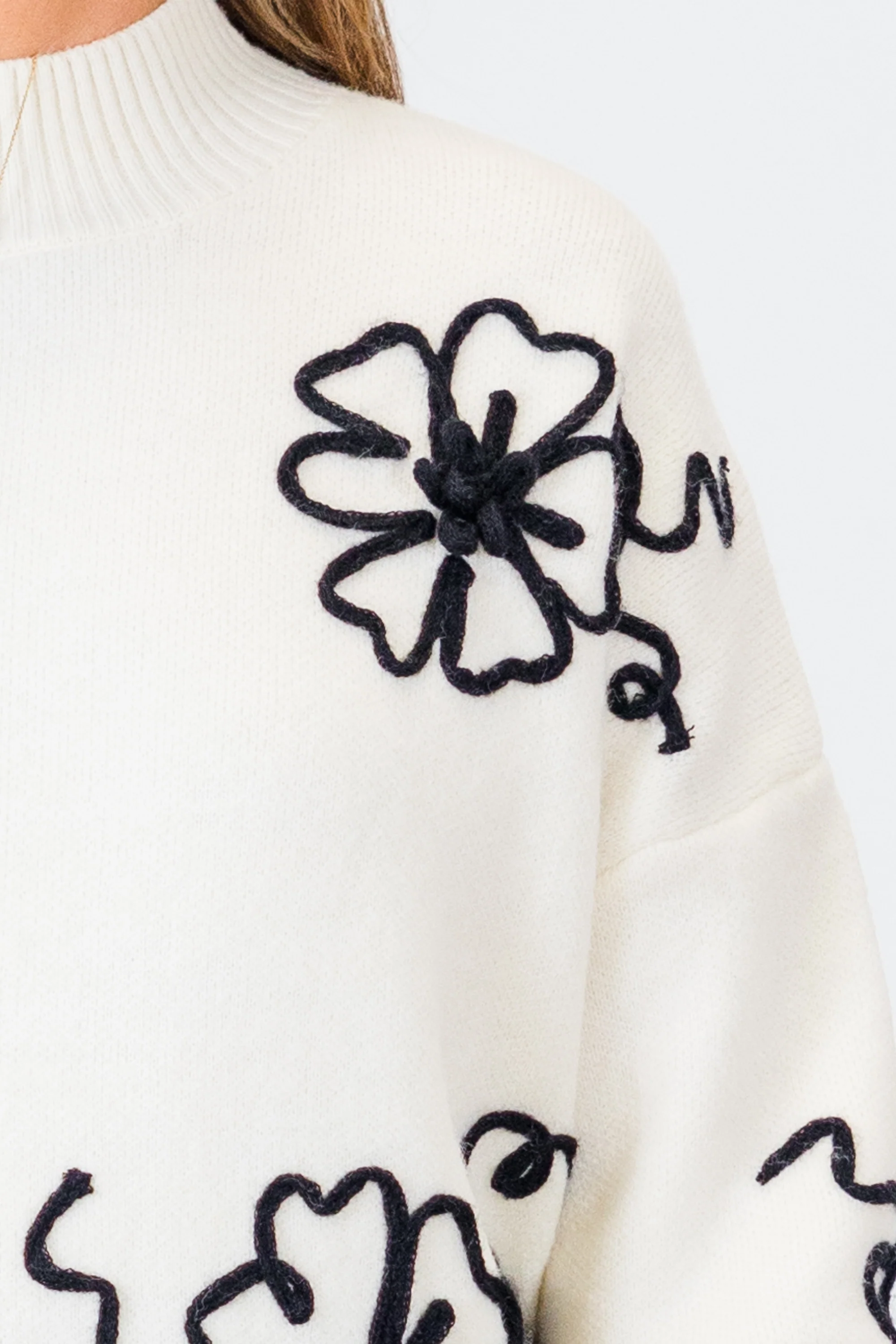 Flowering After Frost Sweater, Cream - Giverhouse