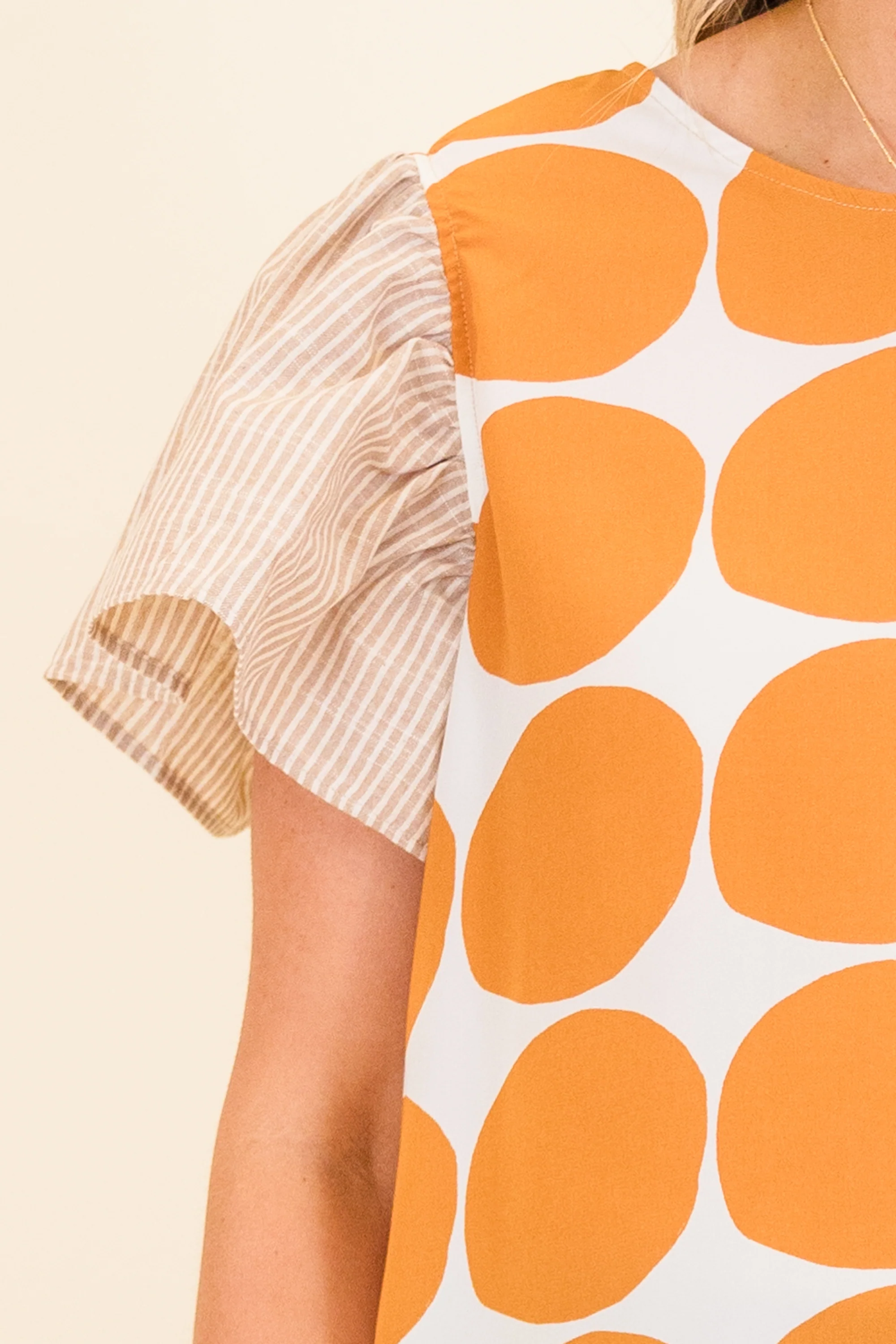 Groovy Pop Top, Taupe - Giverhouse