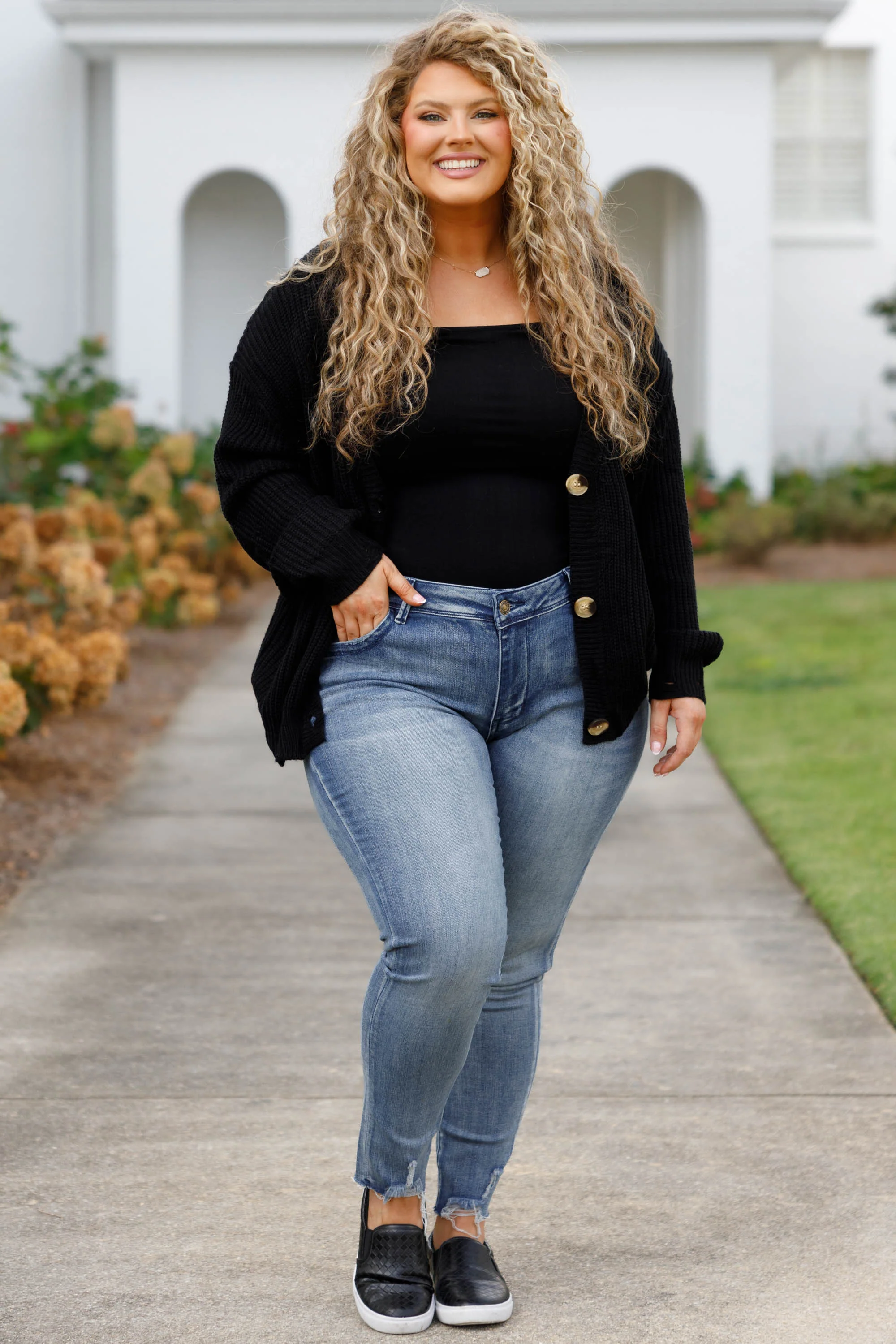 When I'm Young Jeans, Medium Wash - Giverhouse