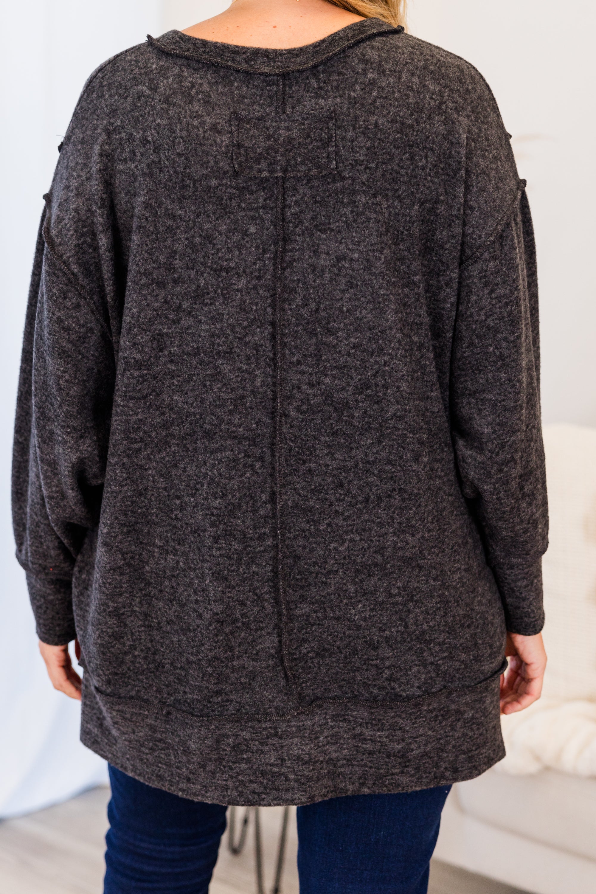 Say Hello Sweater, Black - Giverhouse