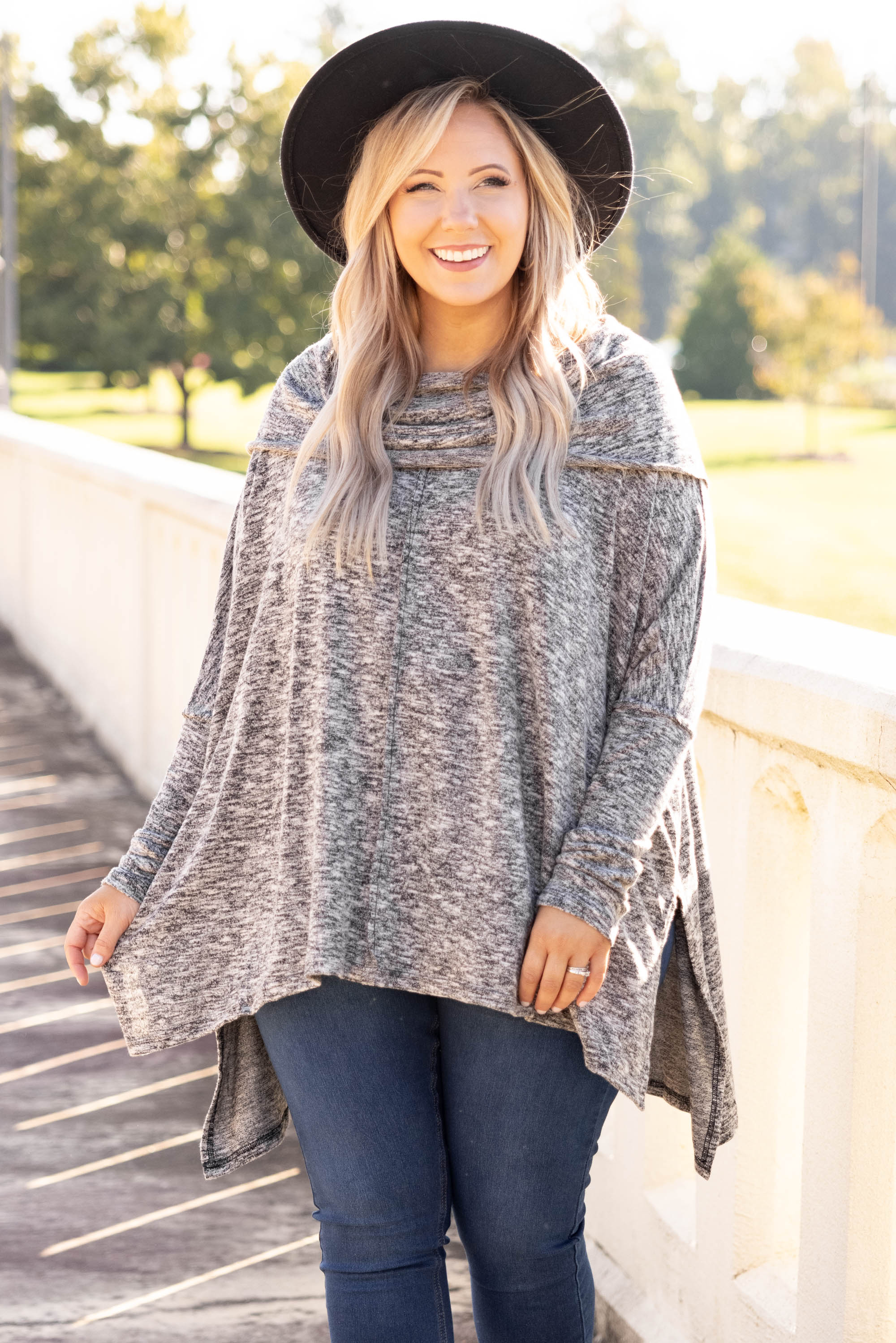 Winter Resort Tunic, Black - Giverhouse