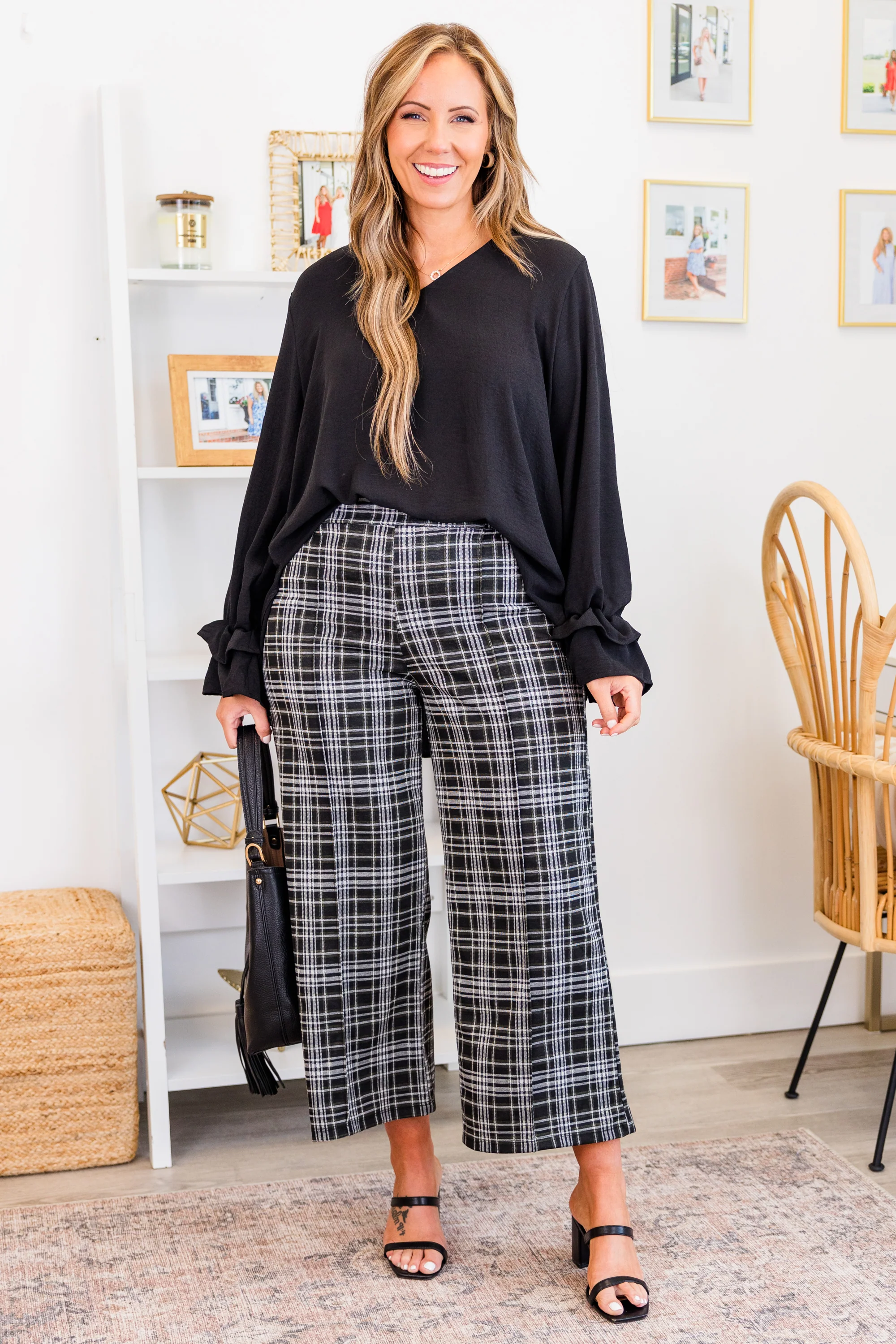 Blushing Babe Top, Black - Giverhouse