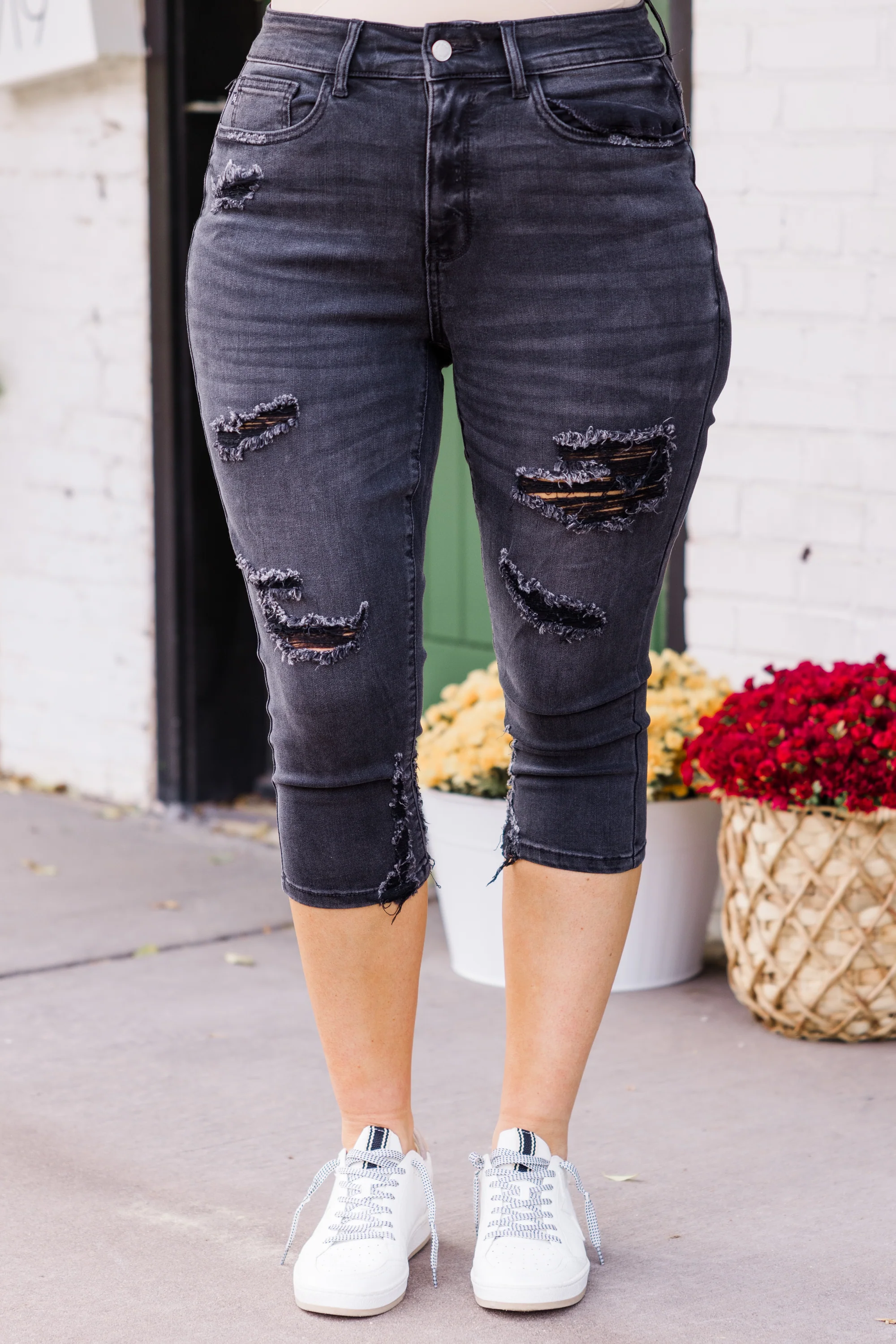 Judy Blue: Do You Ever Capris, Black - Giverhouse