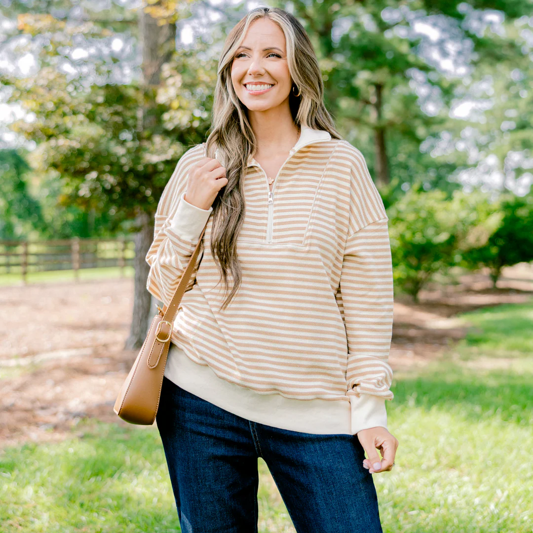 She's An Academic Pullover, Brown-Cream - Giverhouse