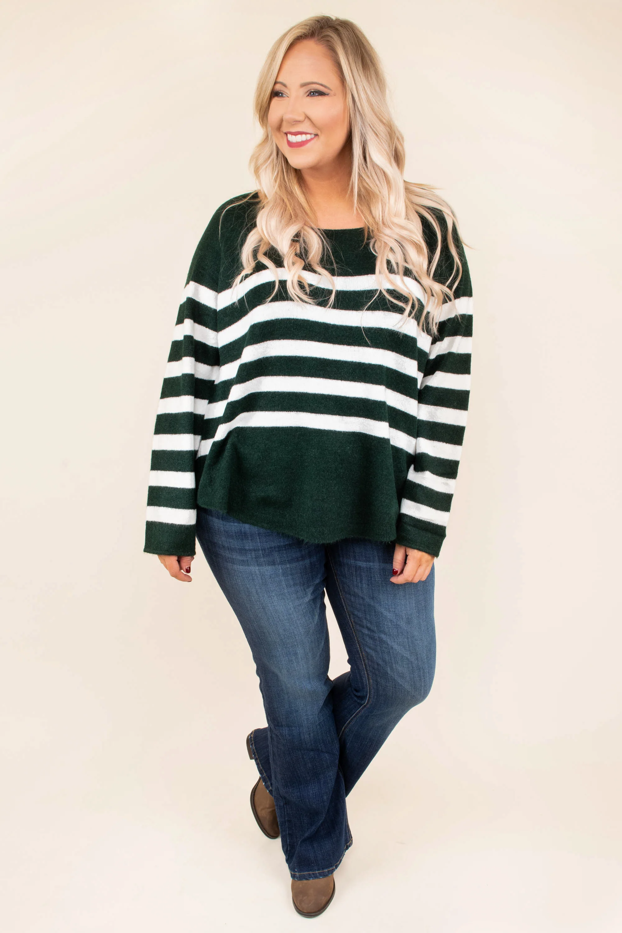 Stroll On The Boulevard Jeans, Dark Wash - Giverhouse