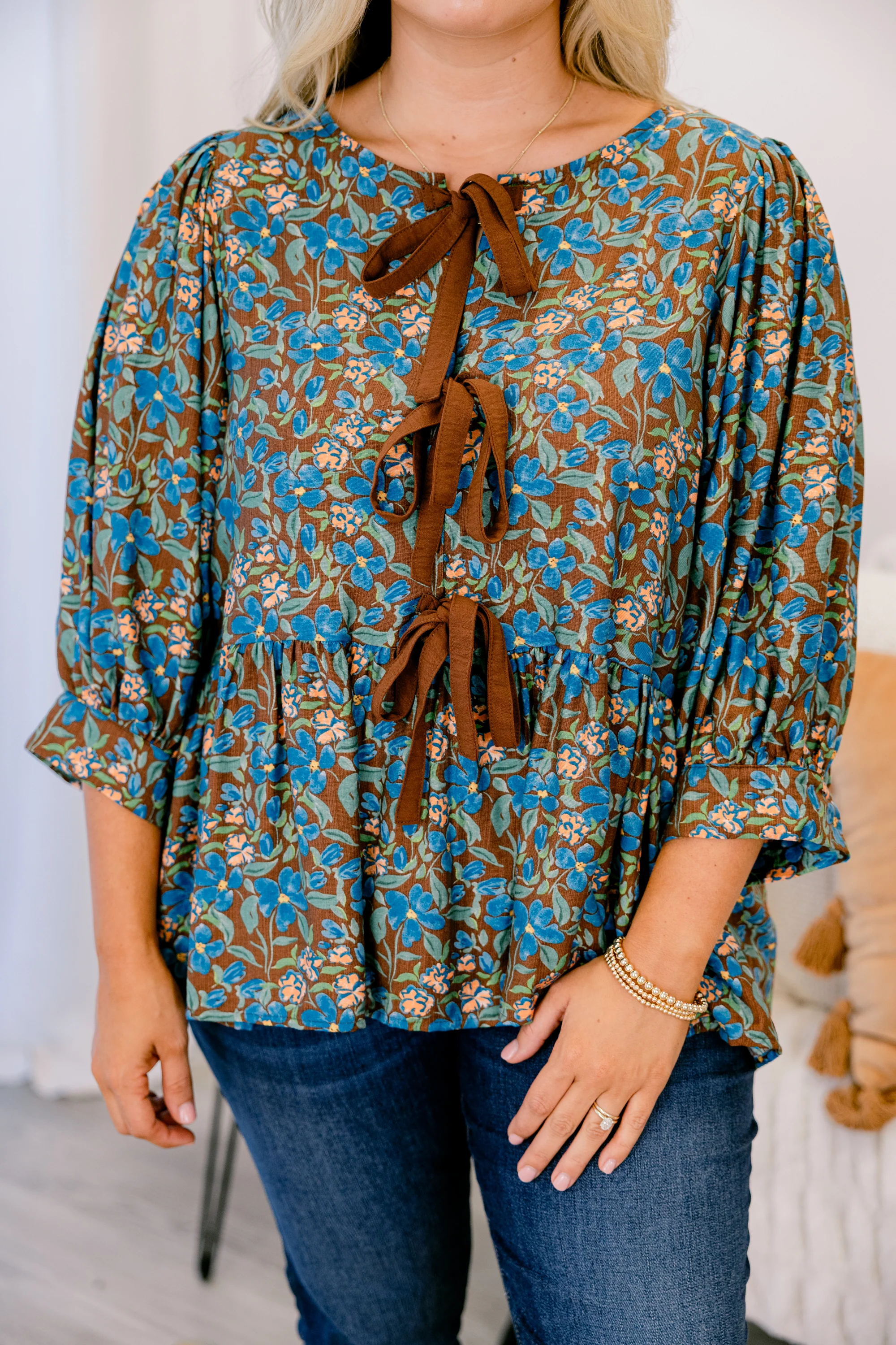 A Whole New Perspective Top, Brown Floral - Giverhouse