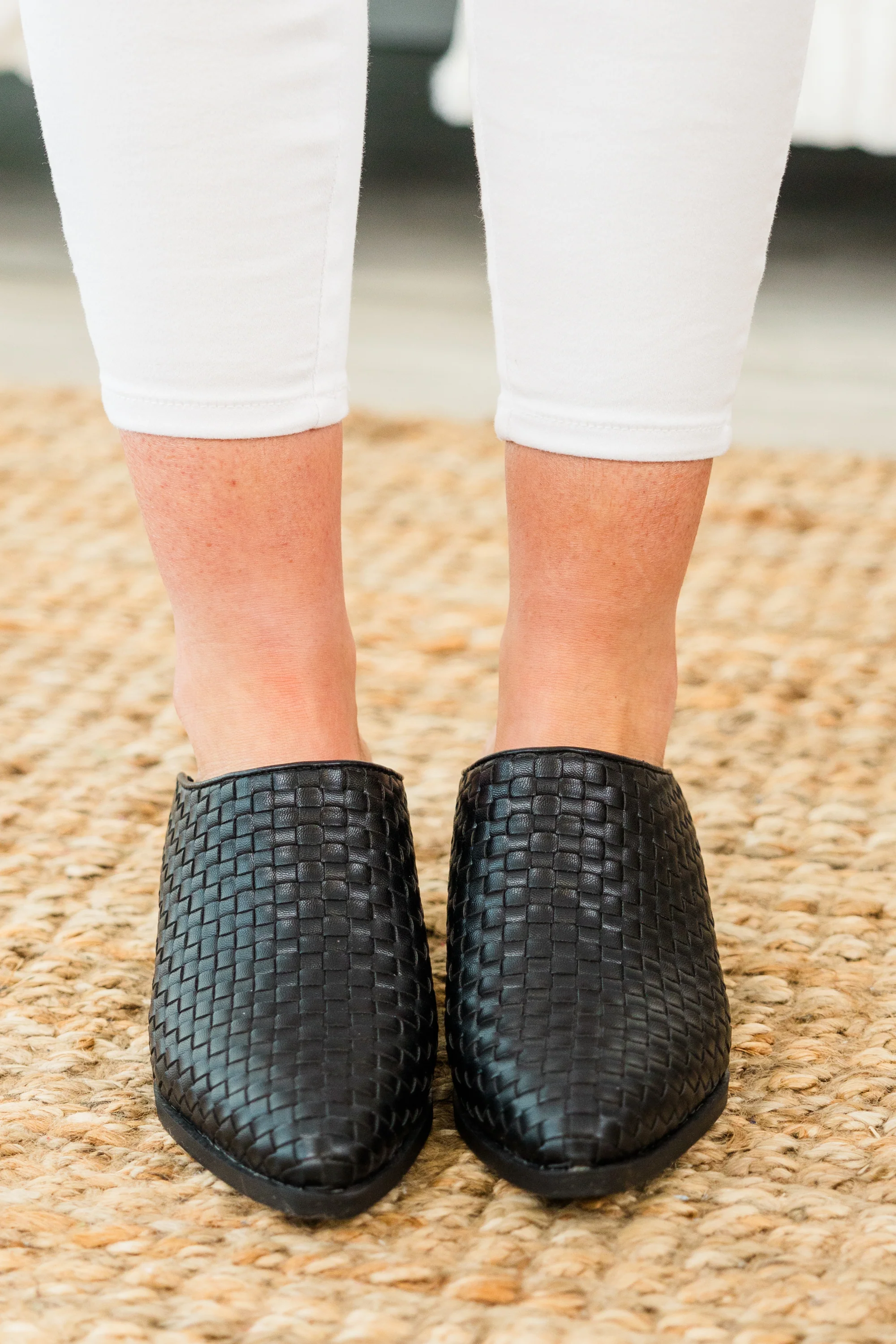 Corky's: Weekend Wandering Mules, Black - Giverhouse