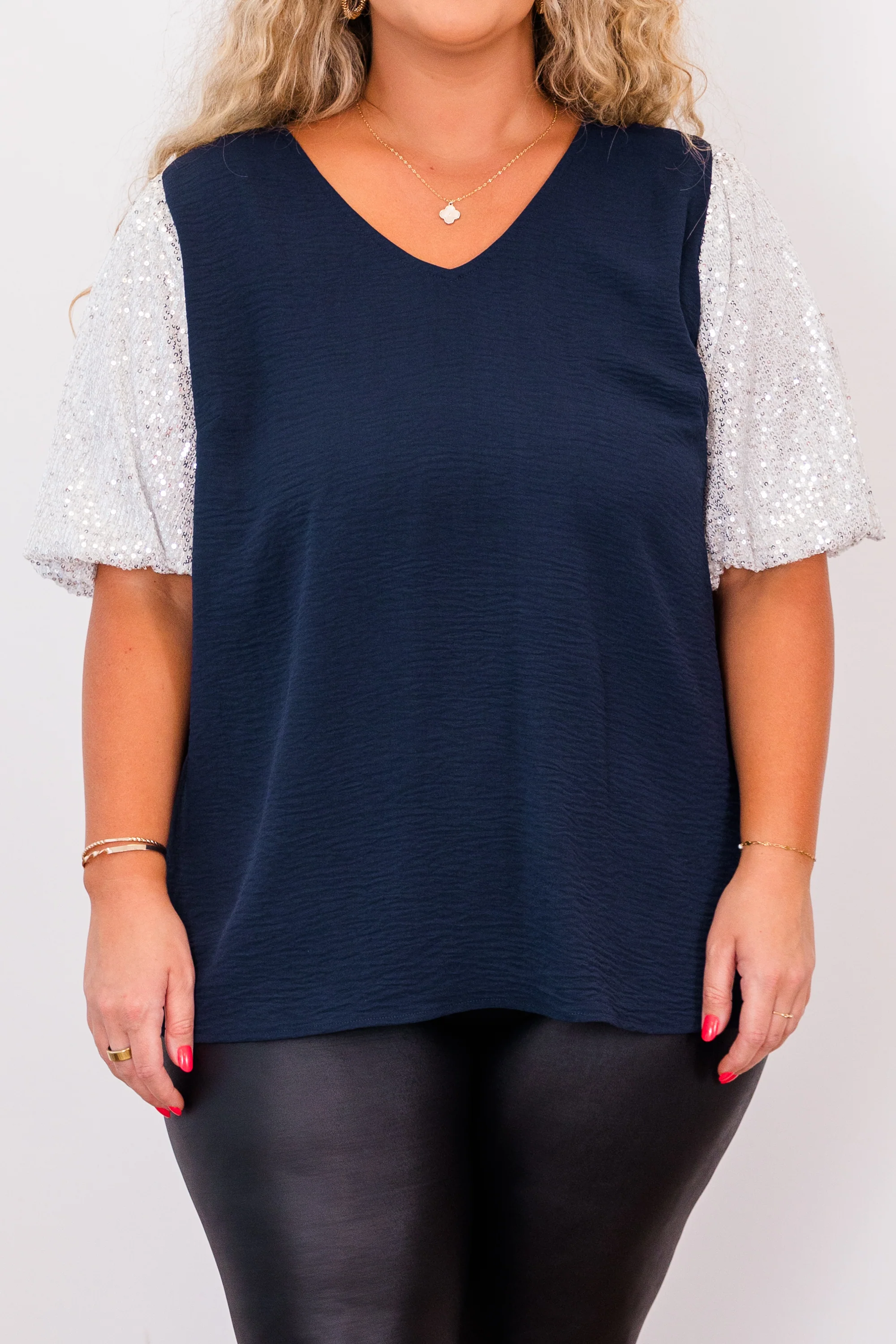 Gameday Glam Top, Navy-White - Giverhouse