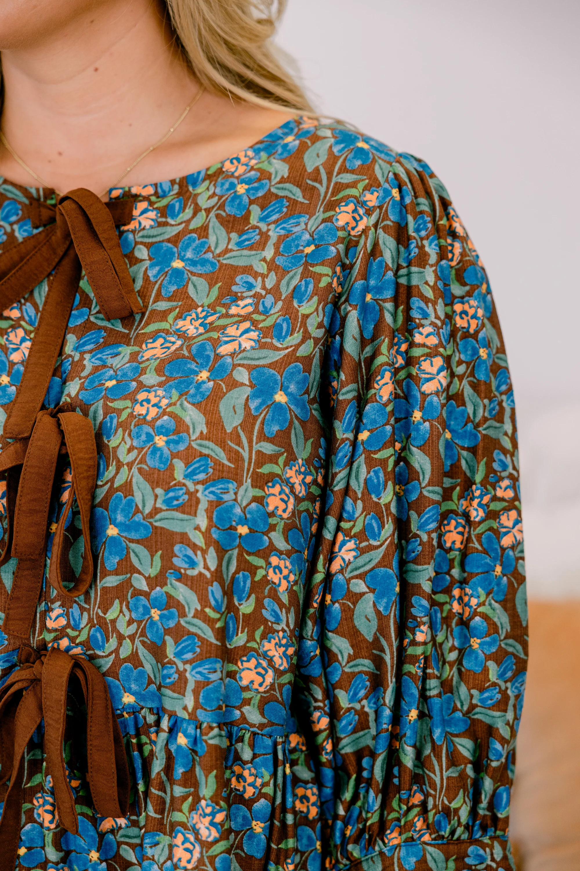 A Whole New Perspective Top, Brown Floral - Giverhouse