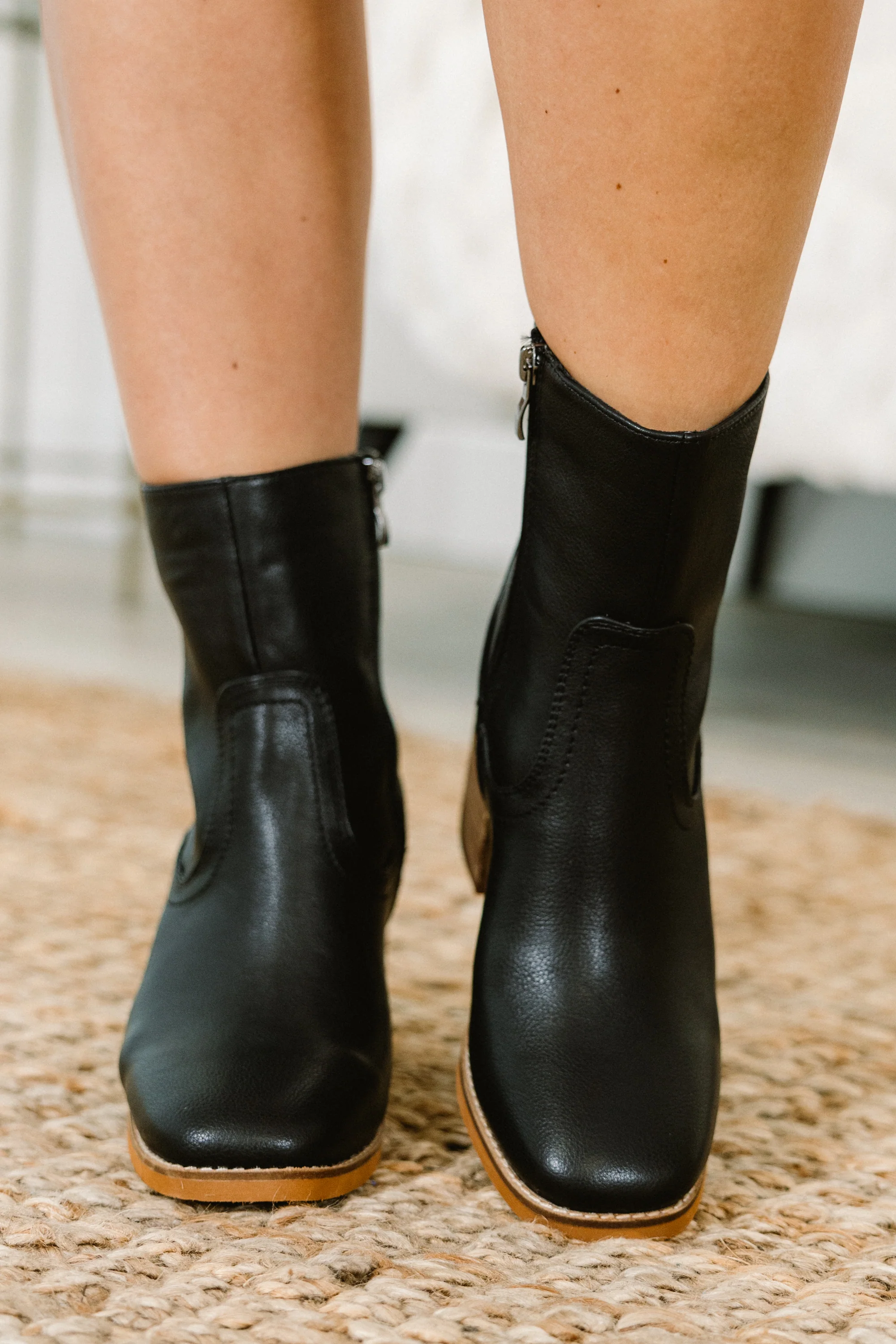 How Can It Be Booties, Black - Giverhouse