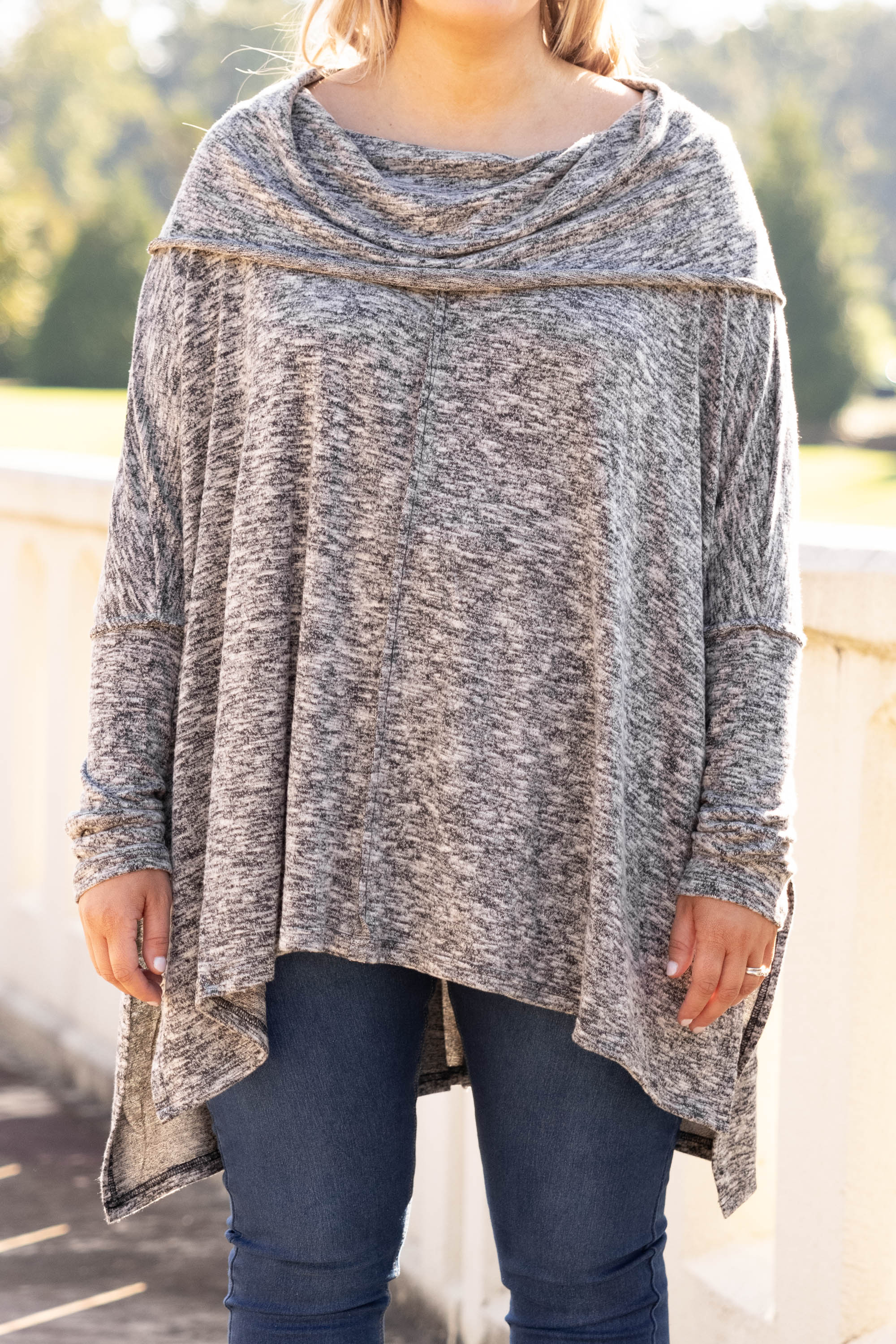 Winter Resort Tunic, Black - Giverhouse