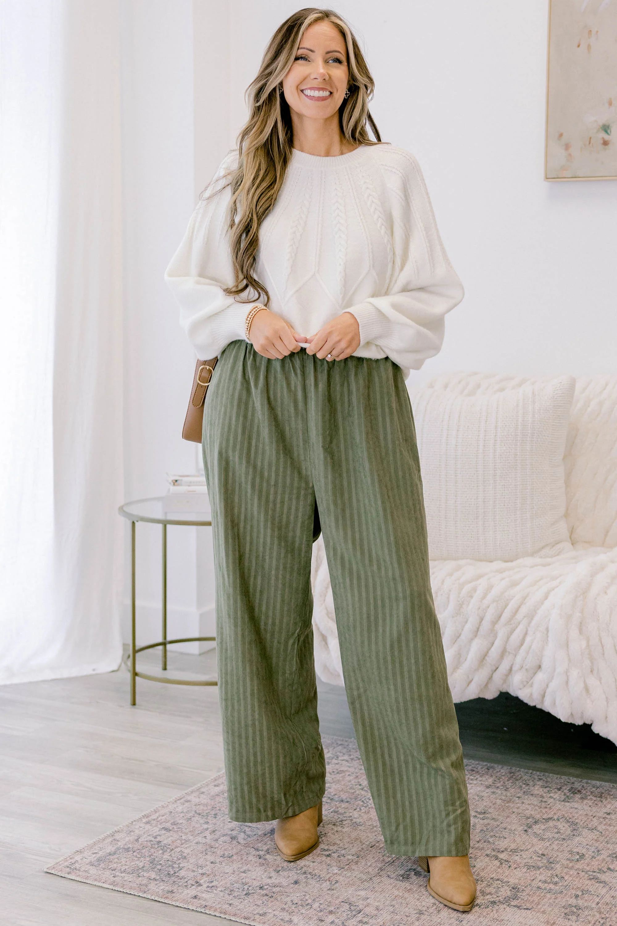All About Confidence Pants, Olive - Giverhouse