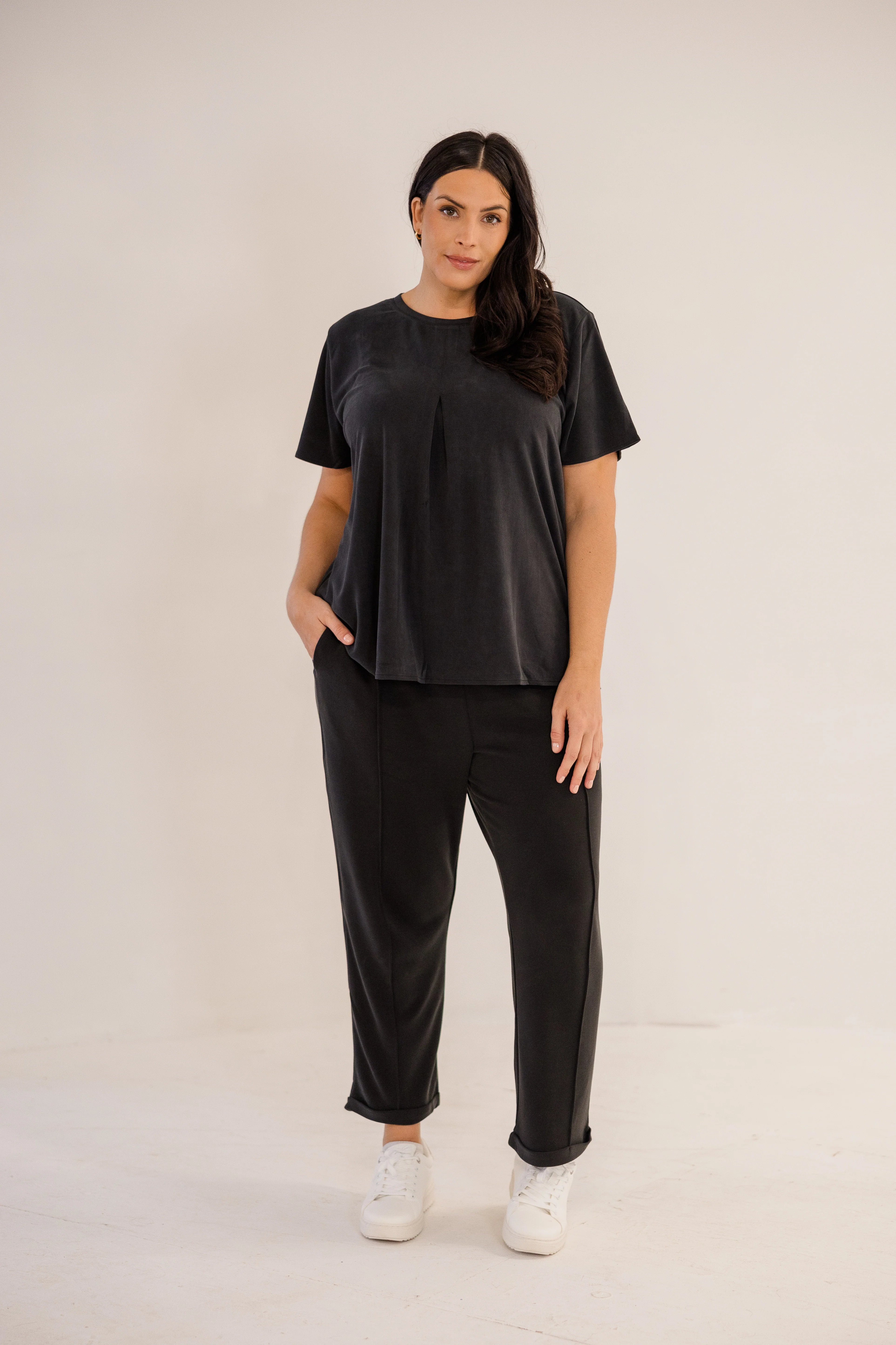 Soho Front Pleat Top, Black - Giverhouse