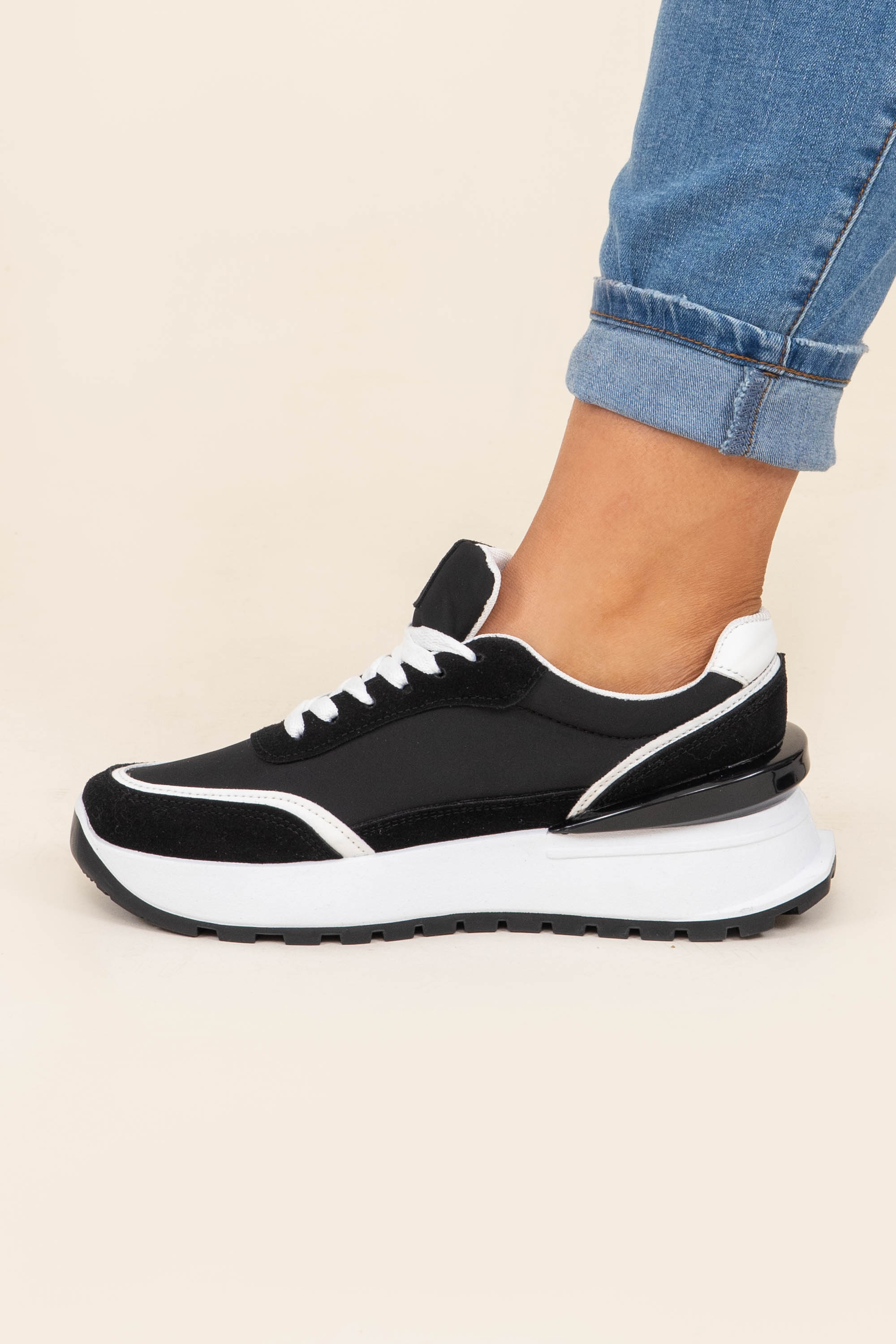 Going For A Walk Sneakers, Black - Giverhouse