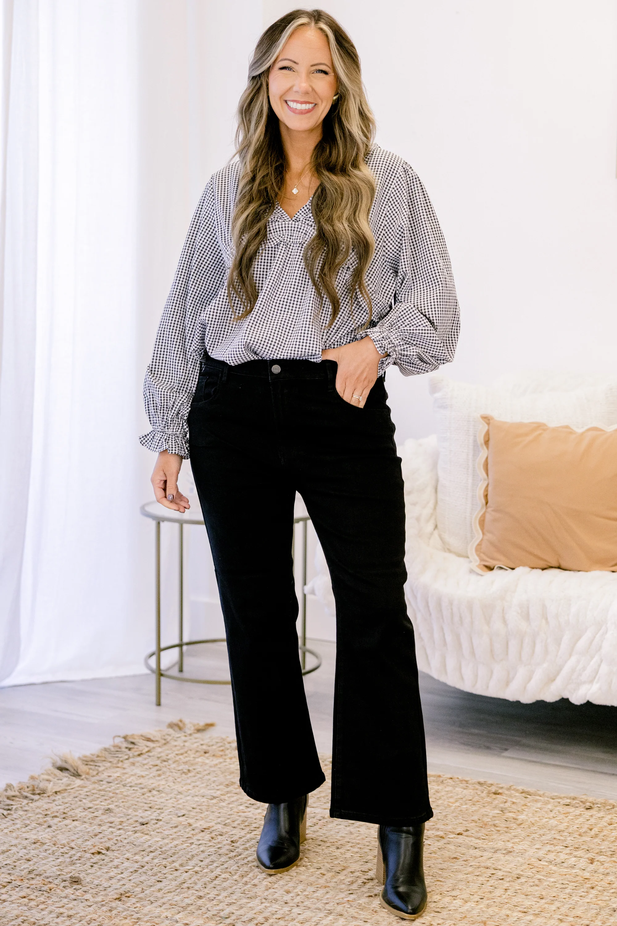 Under The Neon Moon Jeans, Black - Giverhouse