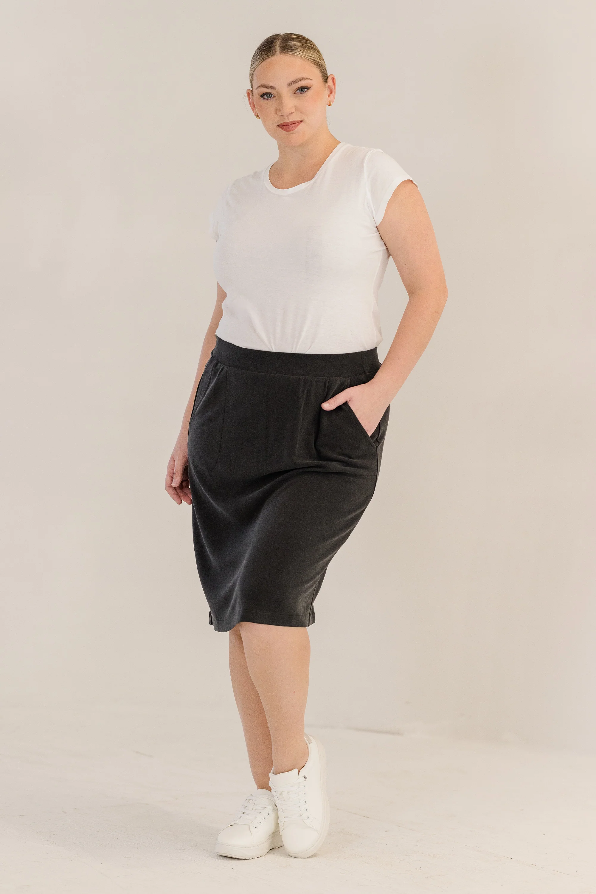 Leah A-Line Skirt, Black - Giverhouse