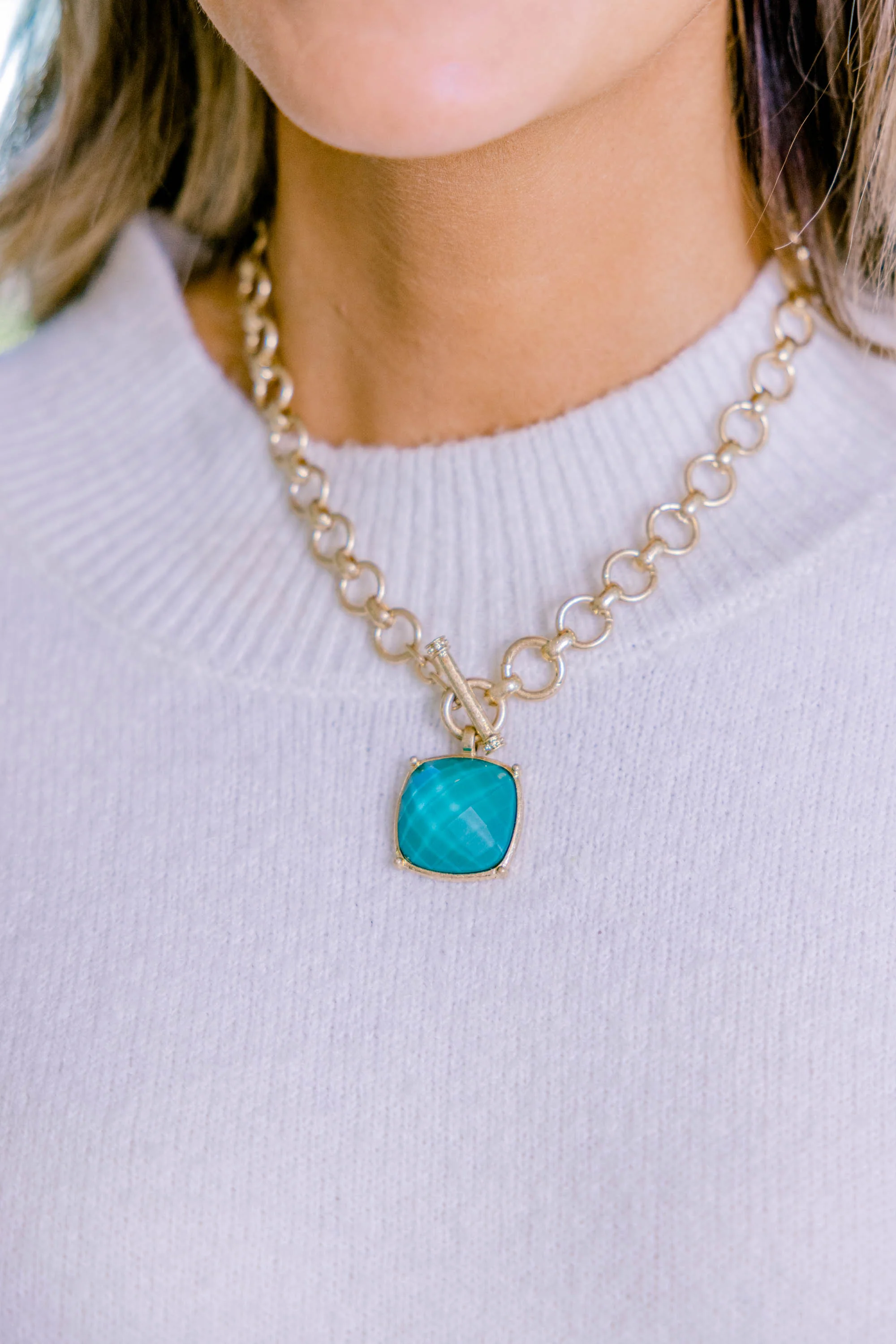 On The Case Necklace, Green - Giverhouse