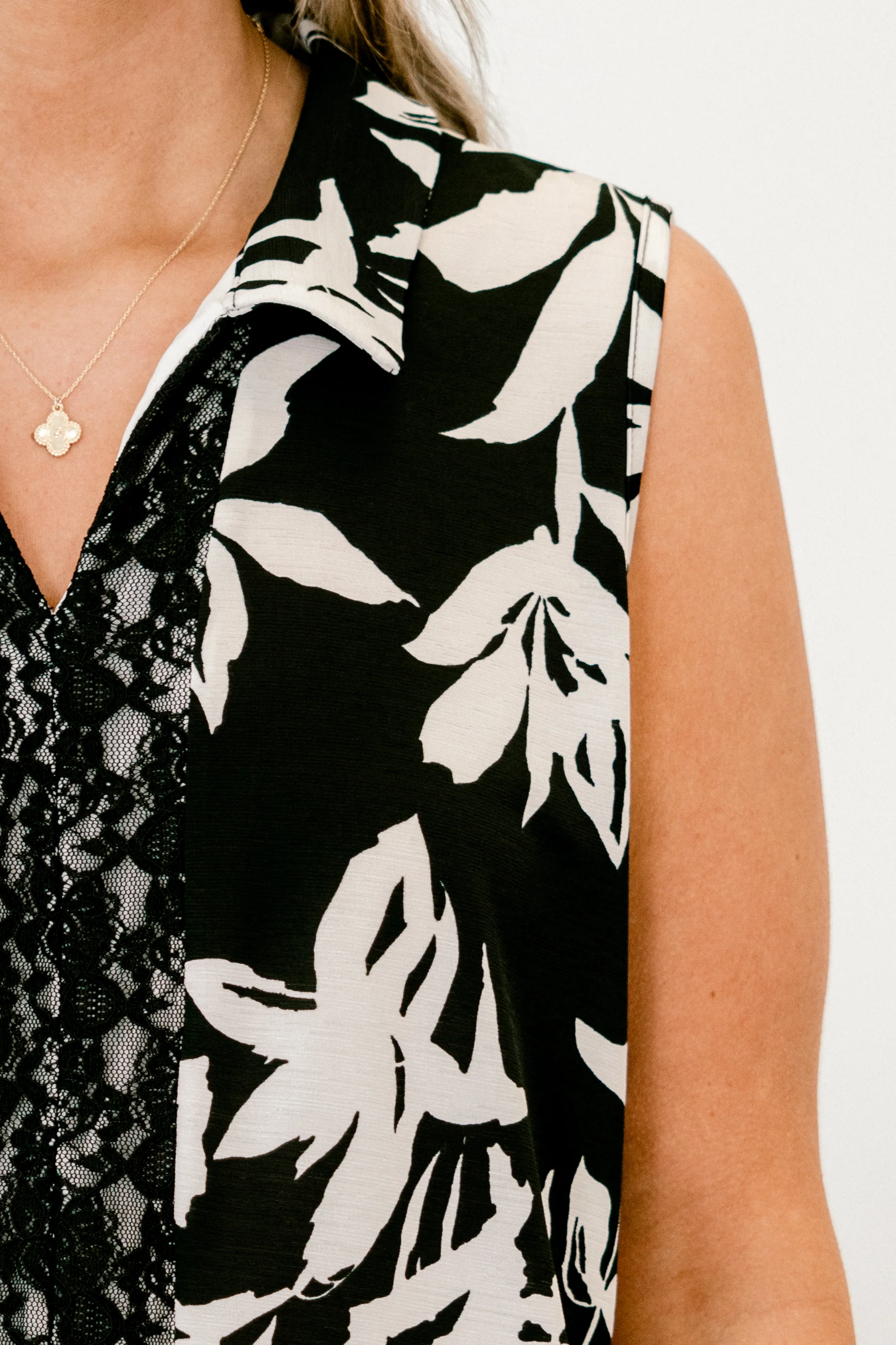 Tell Me Less Tank, Black - Giverhouse