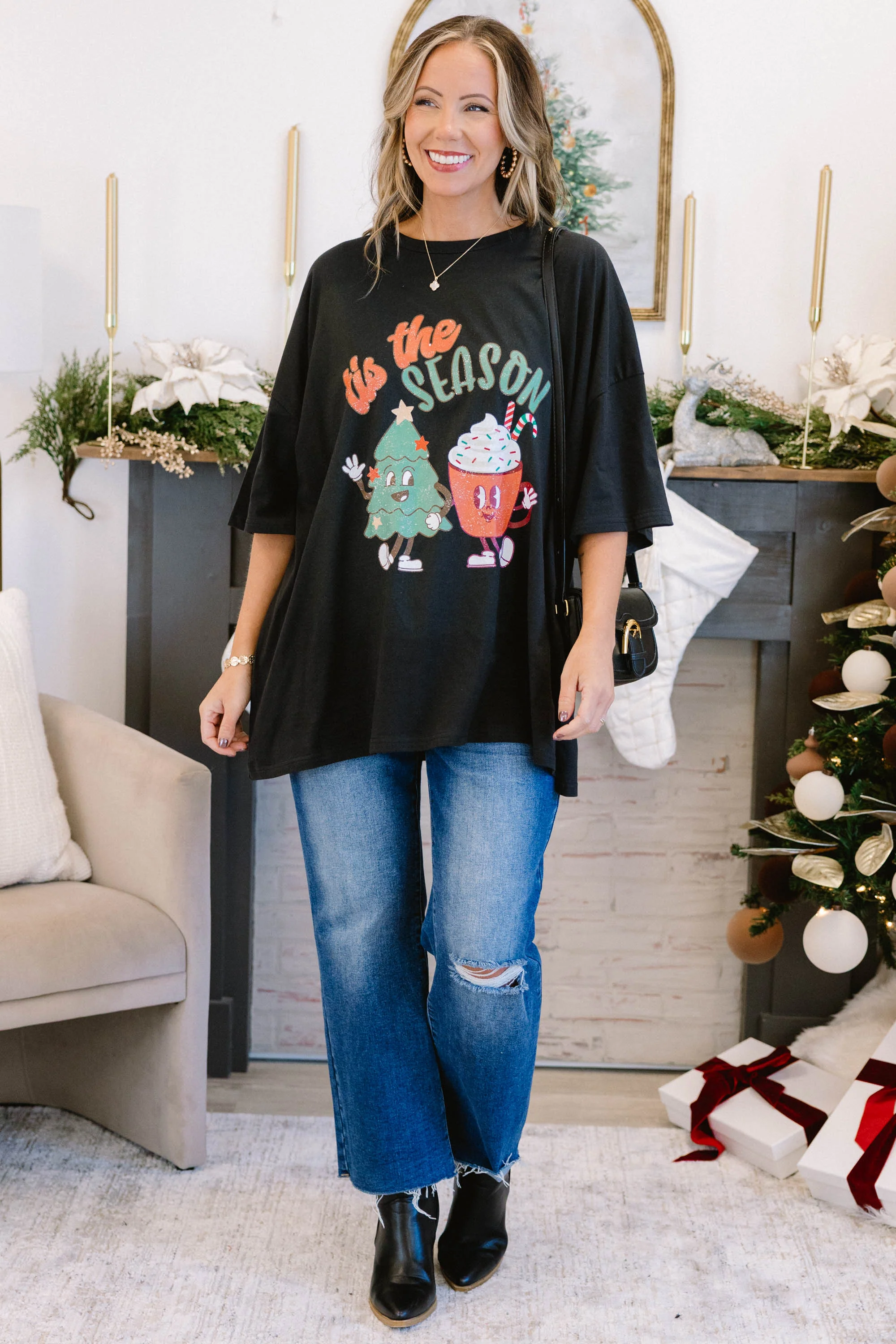 Season of Friends Boyfriend Tee, Black - Giverhouse