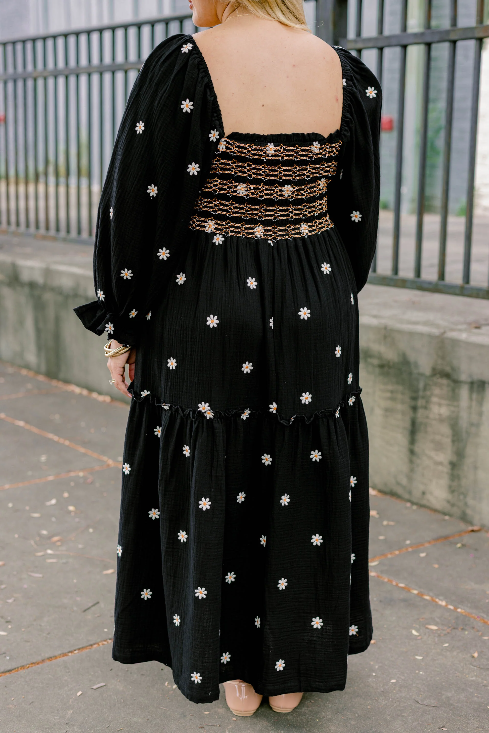 Wildflower Wonder Dress, Black - Giverhouse