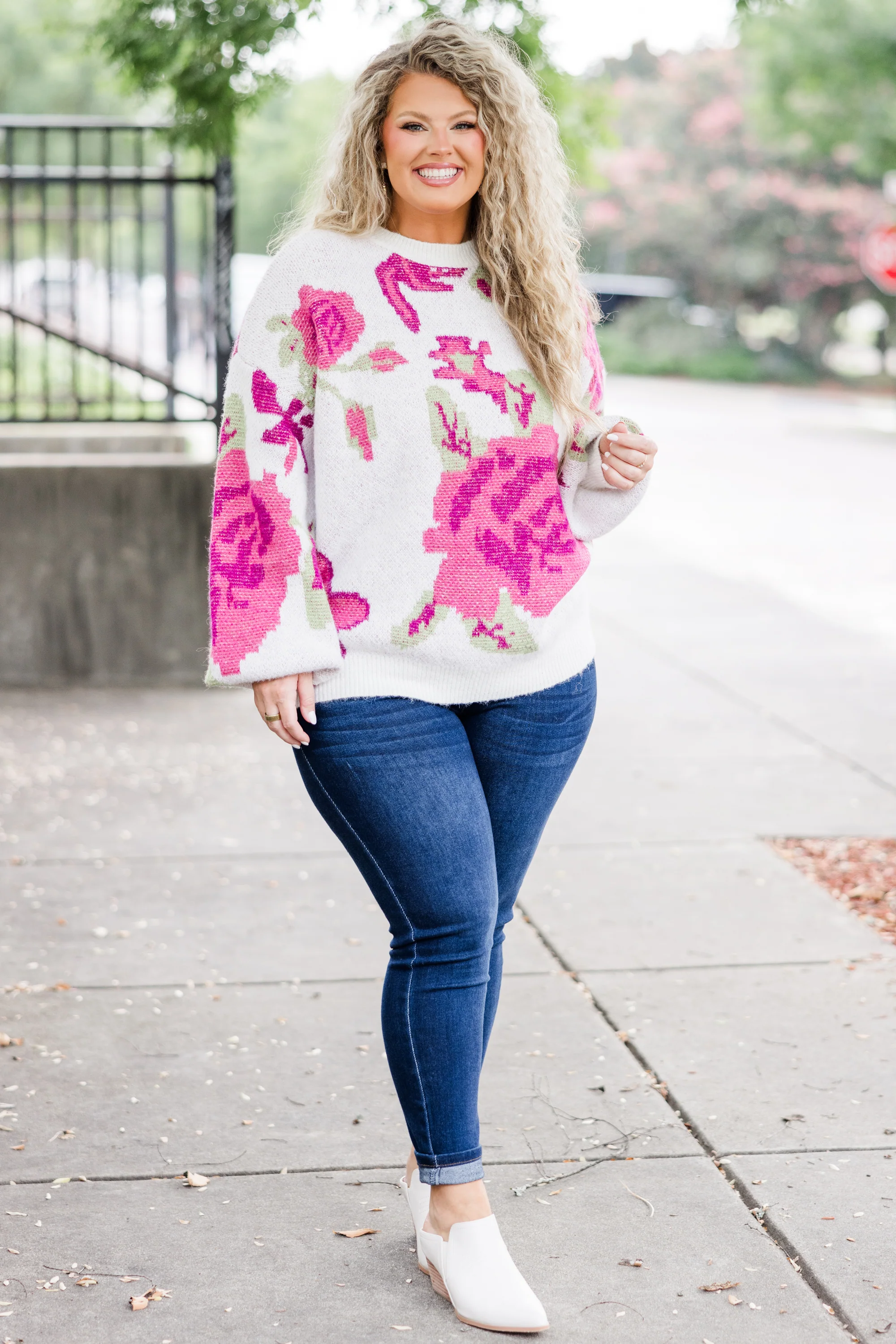 Cherry Blossoms Kisses Sweater, White - Giverhouse