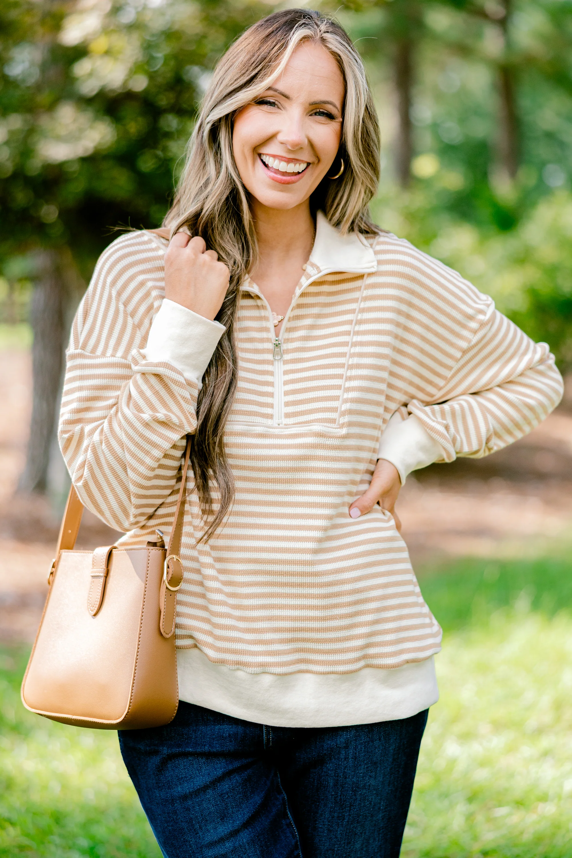 She's An Academic Pullover, Brown-Cream - Giverhouse