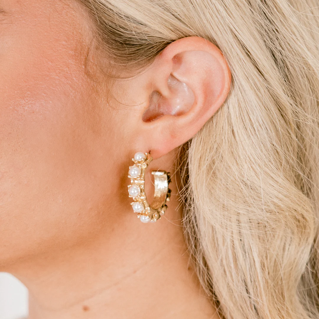 One For All Earrings, Gold - Giverhouse