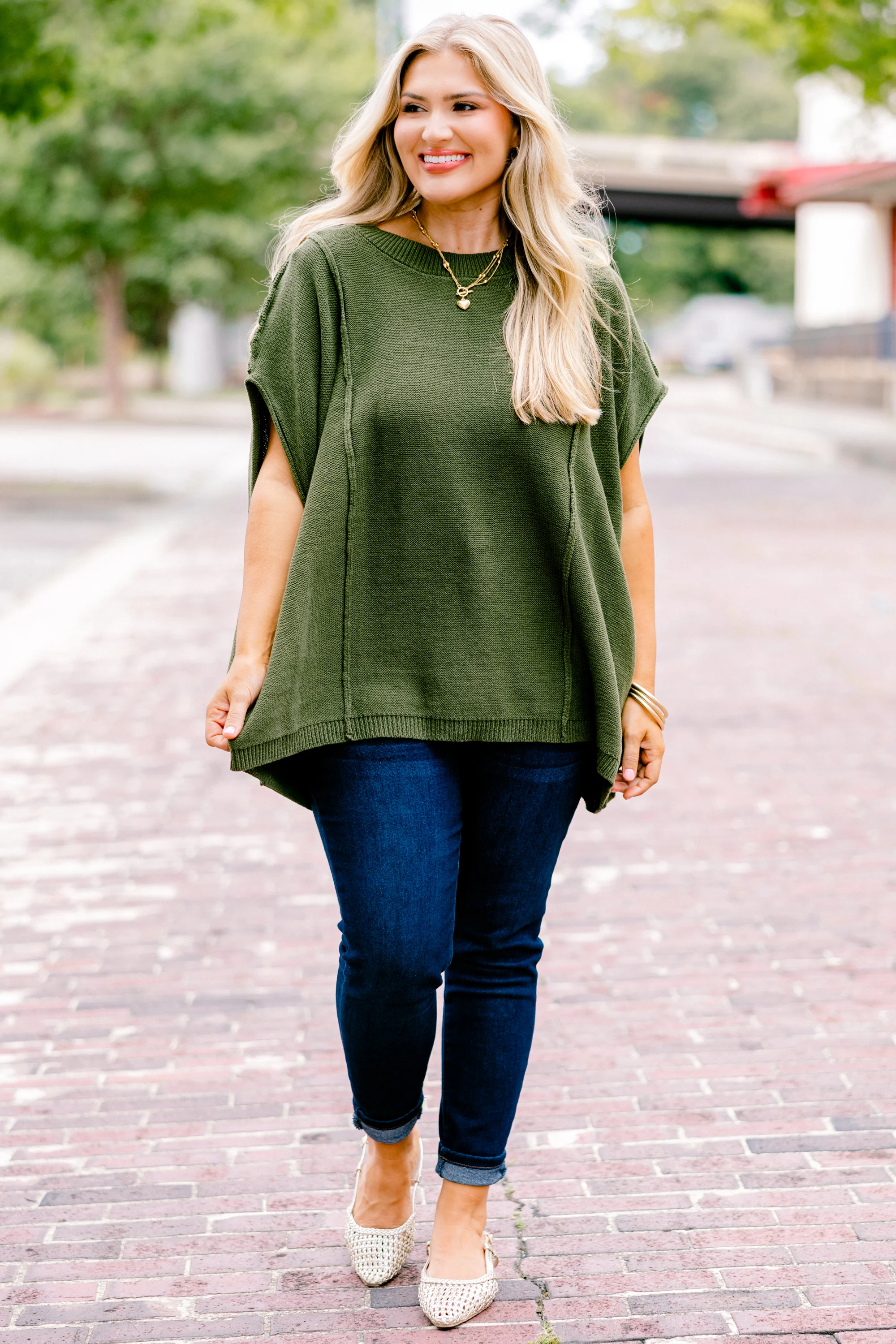 On My Way Over Sweater, Olive - Giverhouse