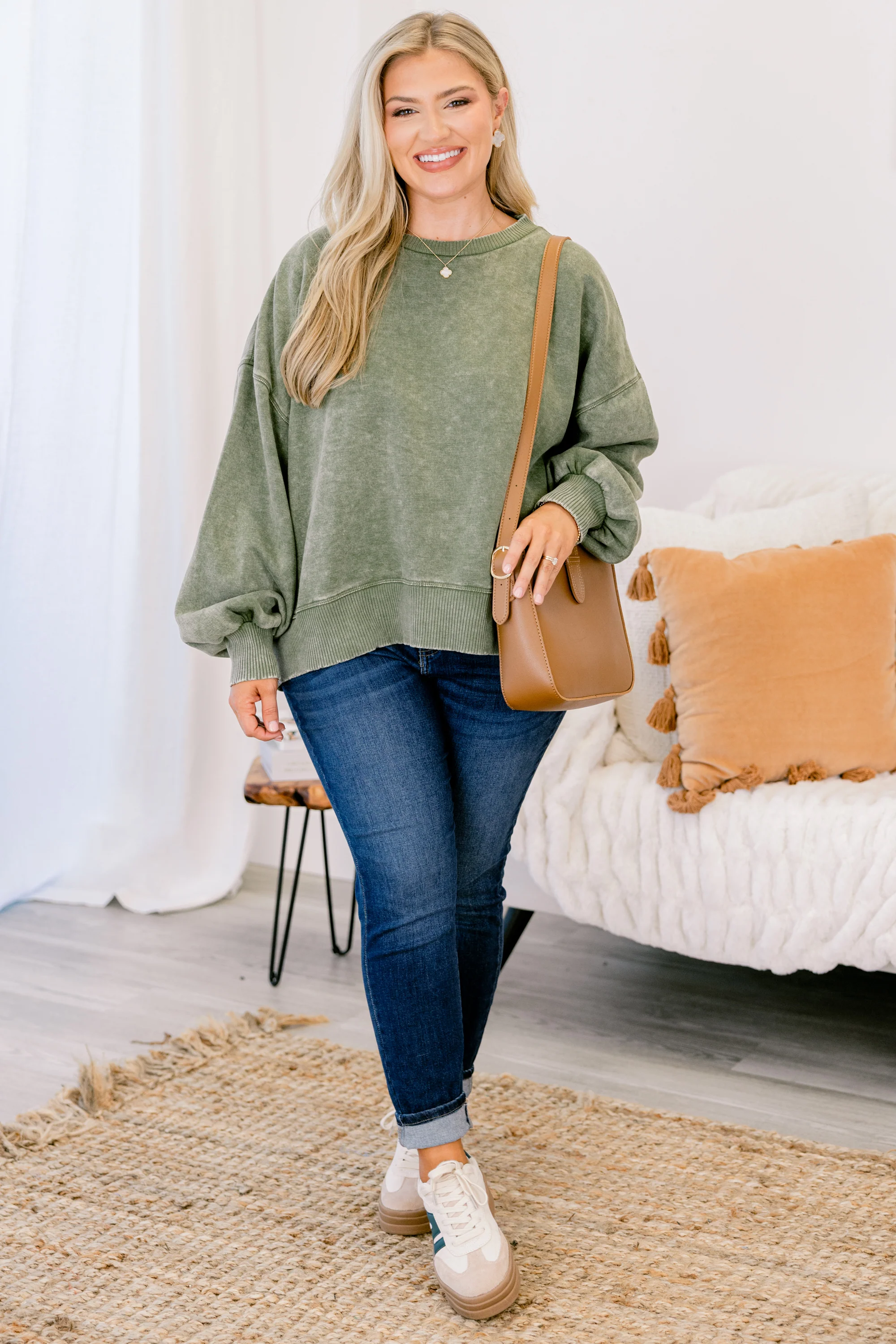 Only Getting Started Pullover, Light Olive - Giverhouse