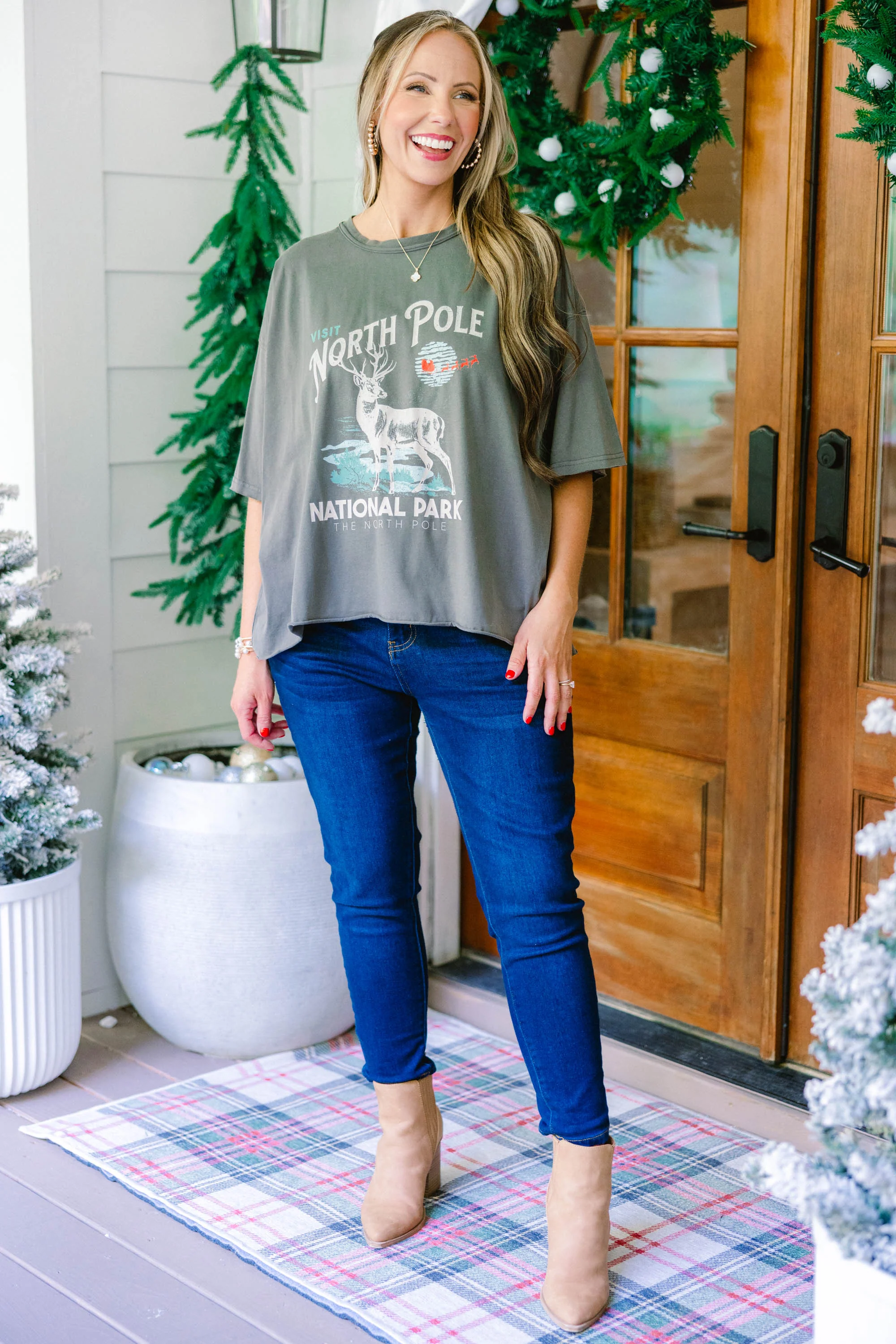 North Pole National Park Vintage Wash Tee, Charcoal - Giverhouse